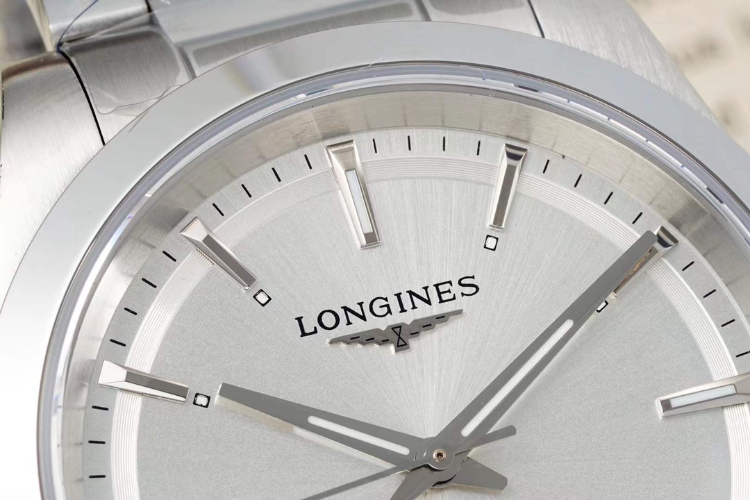 Longines Conquest Classic Automatic Silver Dial Stainless Steel Men's Watch 4 i1737292820 3973 3