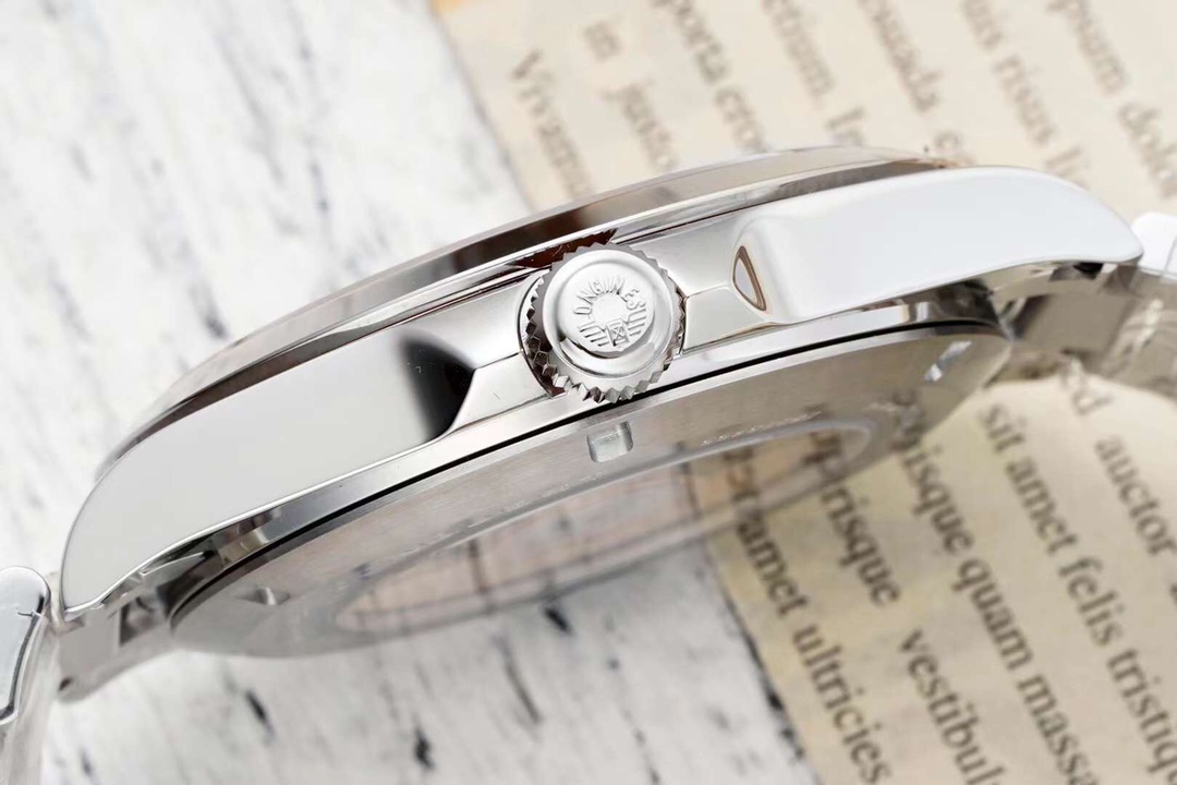 Longines Conquest Classic Automatic Silver Dial Stainless Steel Men's Watch 8 i1737292820 8026 7