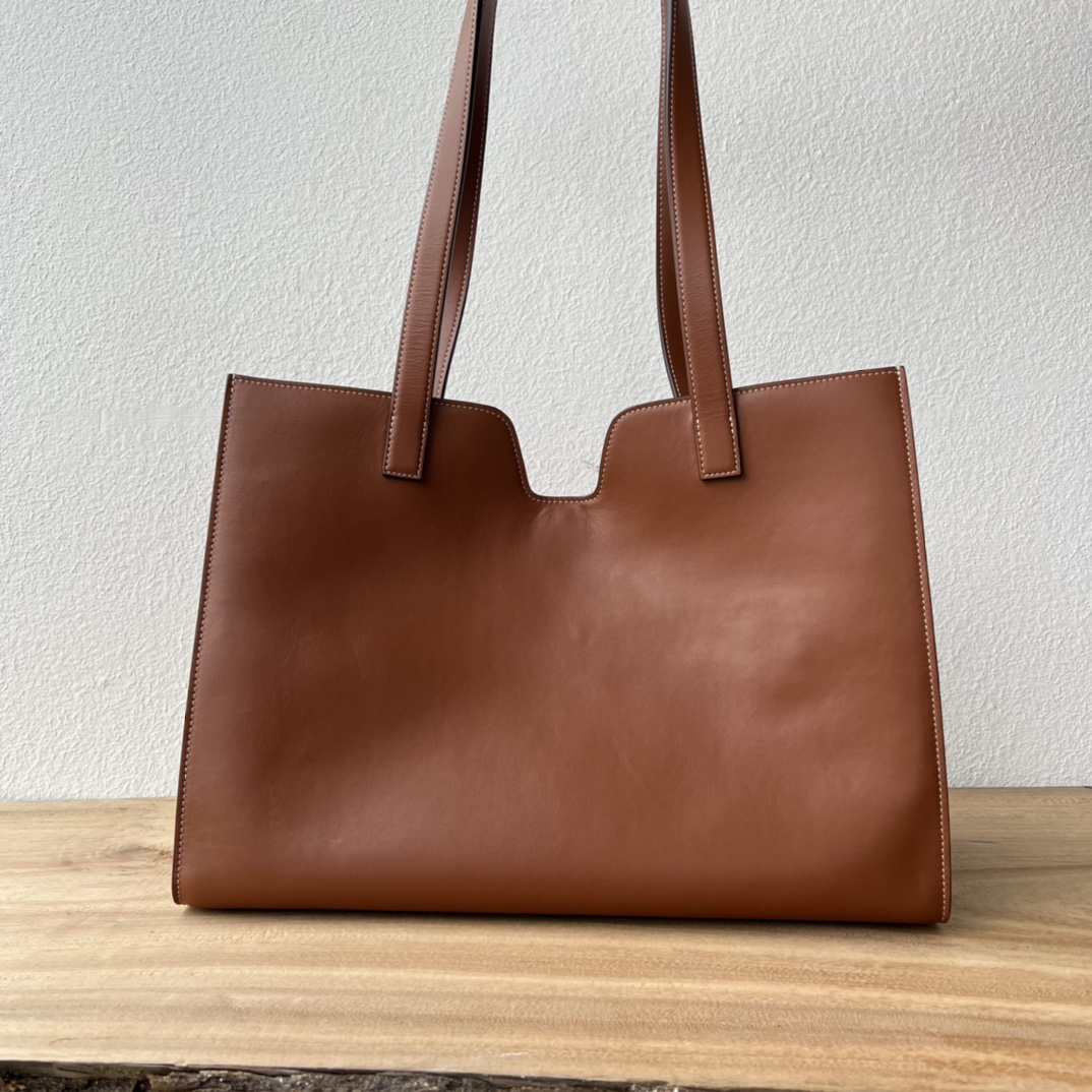 P2400 トートバッグ｜全鋼五金の大容量デザイン