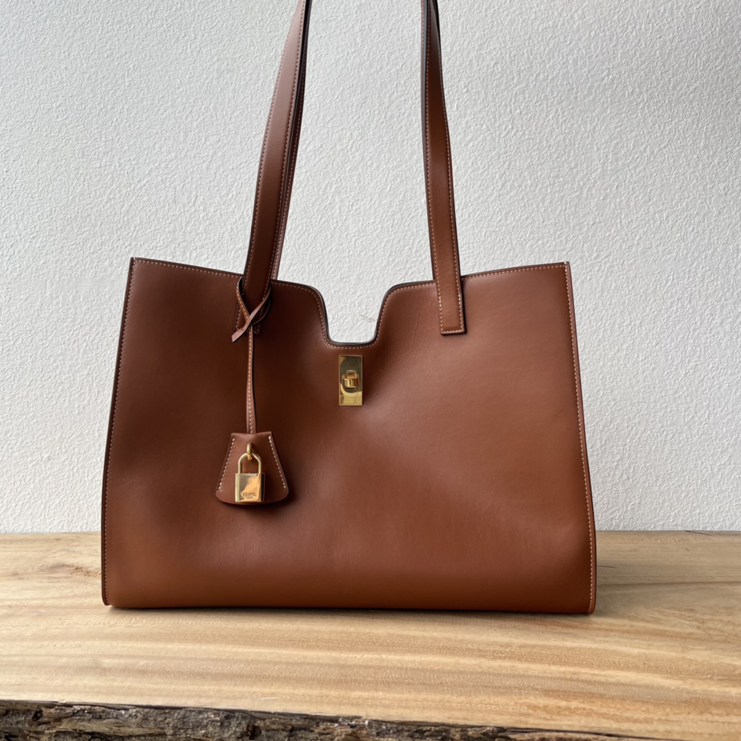 P2400 トートバッグ｜全鋼五金の大容量デザイン