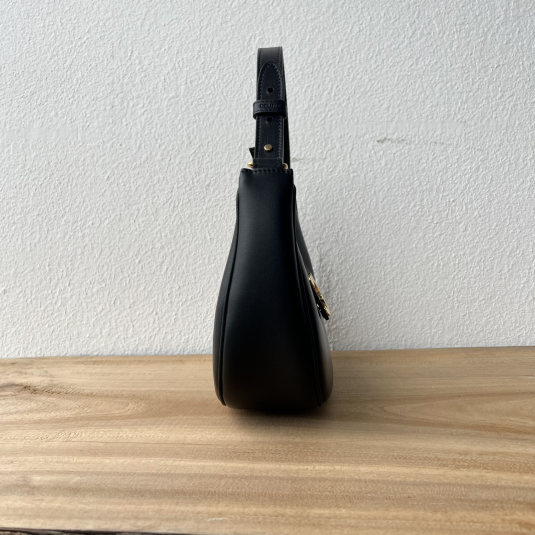 Ava 腋下包 P1600 新品 高級感あふれる復古デザイン