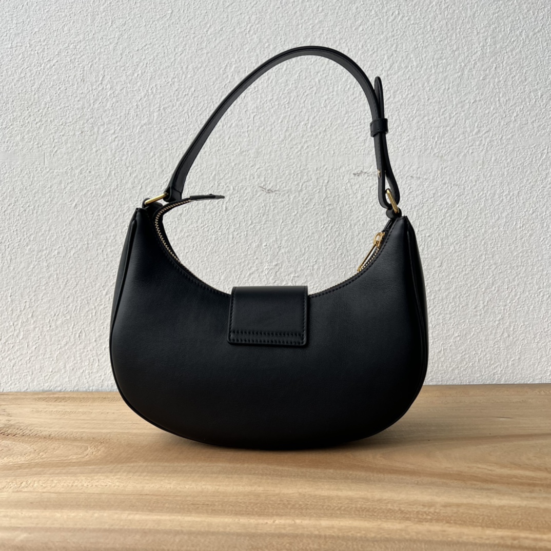 Ava 腋下包 P1600 新品 高級感あふれる復古デザイン