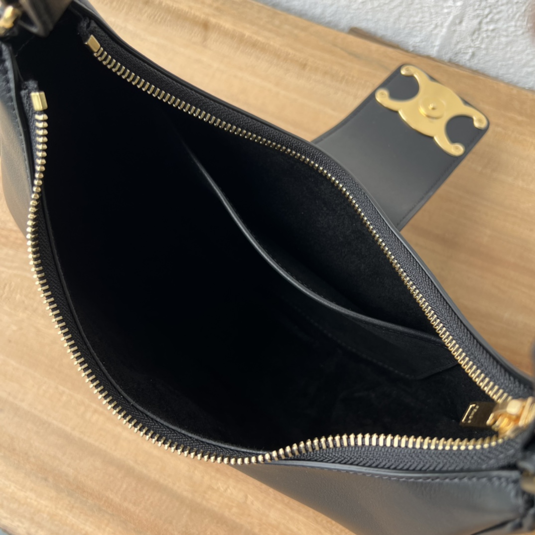 Ava 腋下包 P1600 新品 高級感あふれる復古デザイン