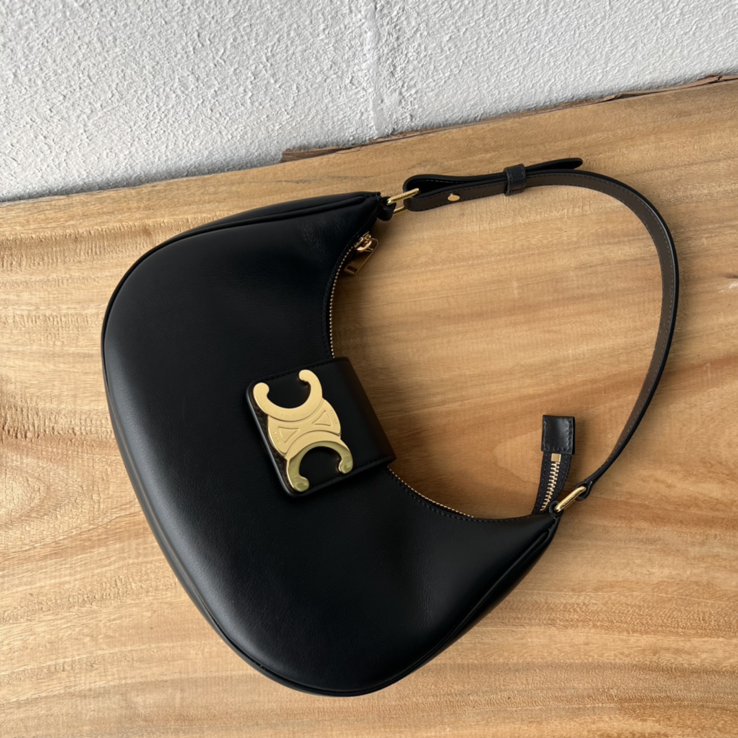 Ava 腋下包 P1600 新品 高級感あふれる復古デザイン