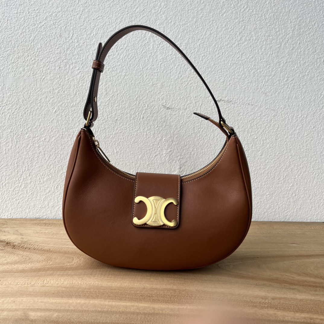 Ava 腋下包 P1600 大 Logo 高品質復古デザイン