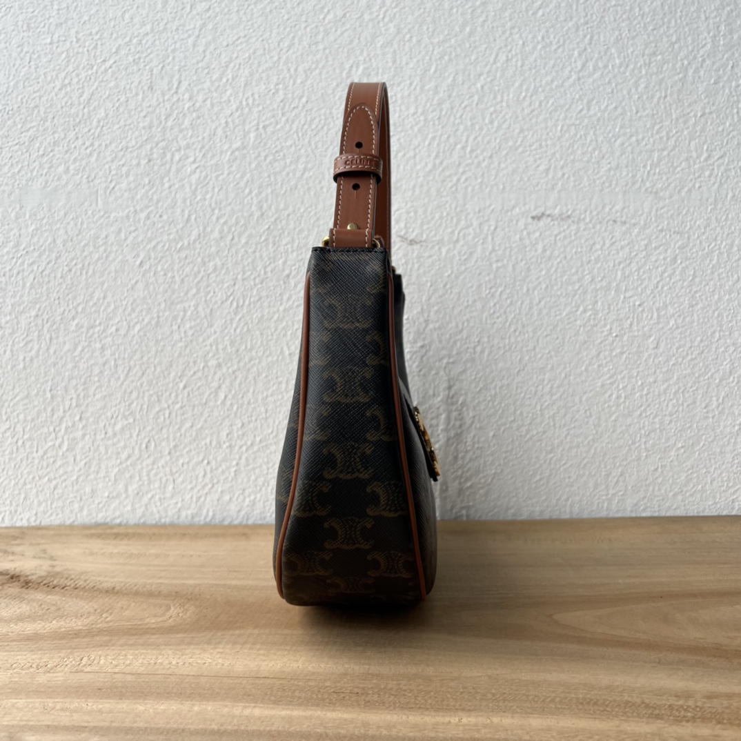 Ava 腋下包 P1300 新品 大ロゴ付きの復古デザイン