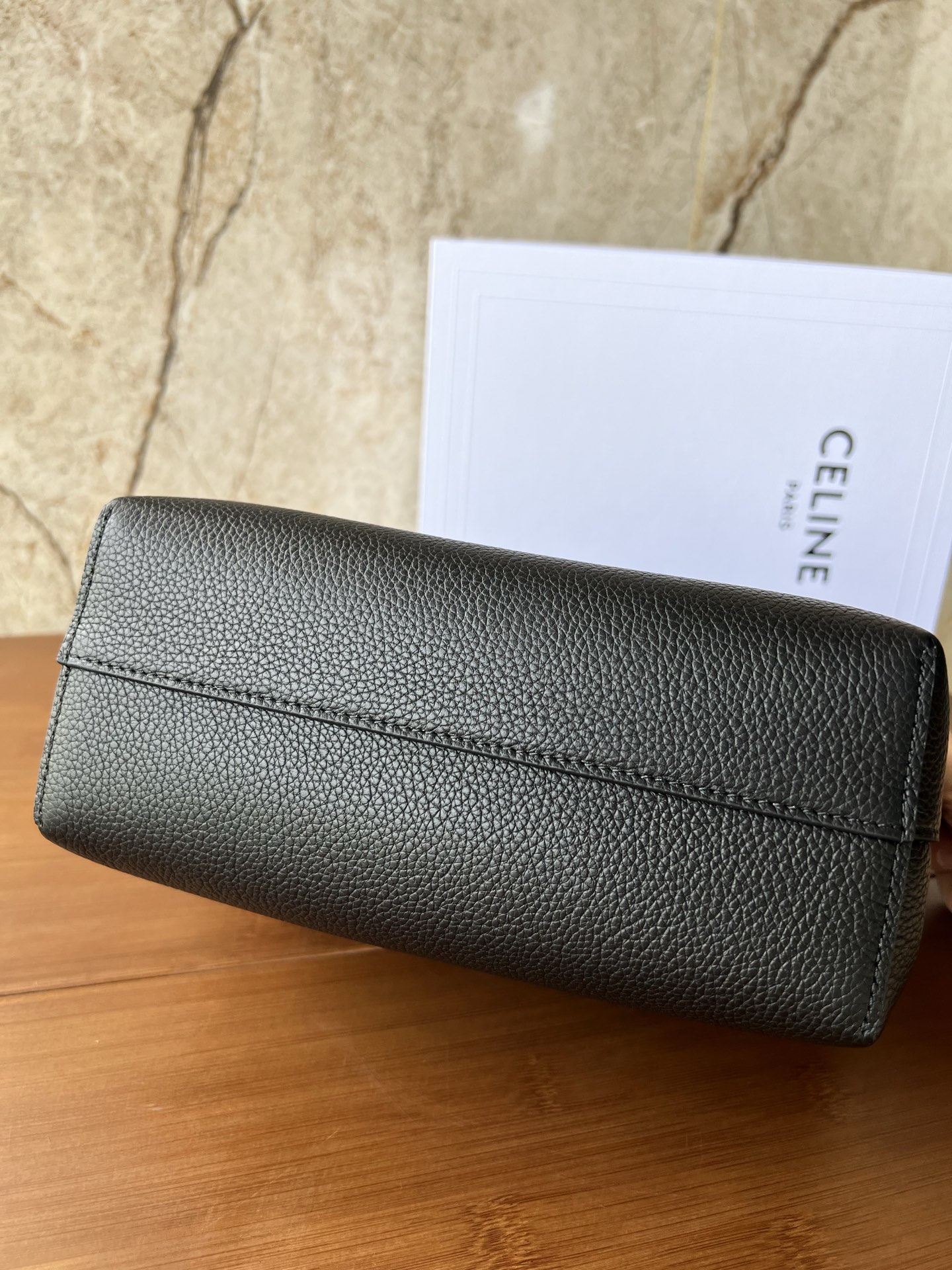 CABAS ANAIS 迷你手袋 粒面牛皮革仕様のトートバッグ