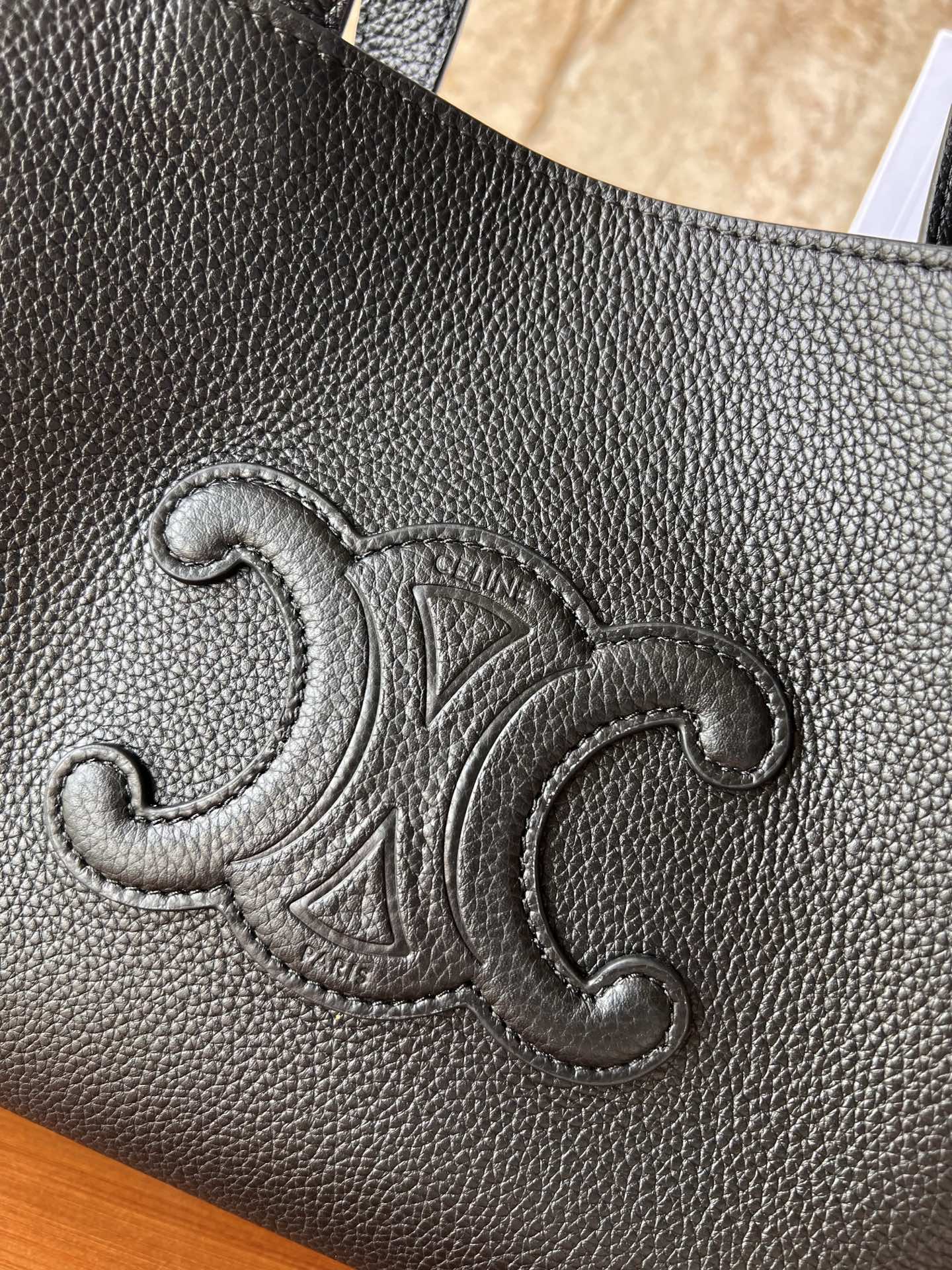 CABAS ANAIS 迷你手袋 粒面牛皮革仕様のトートバッグ