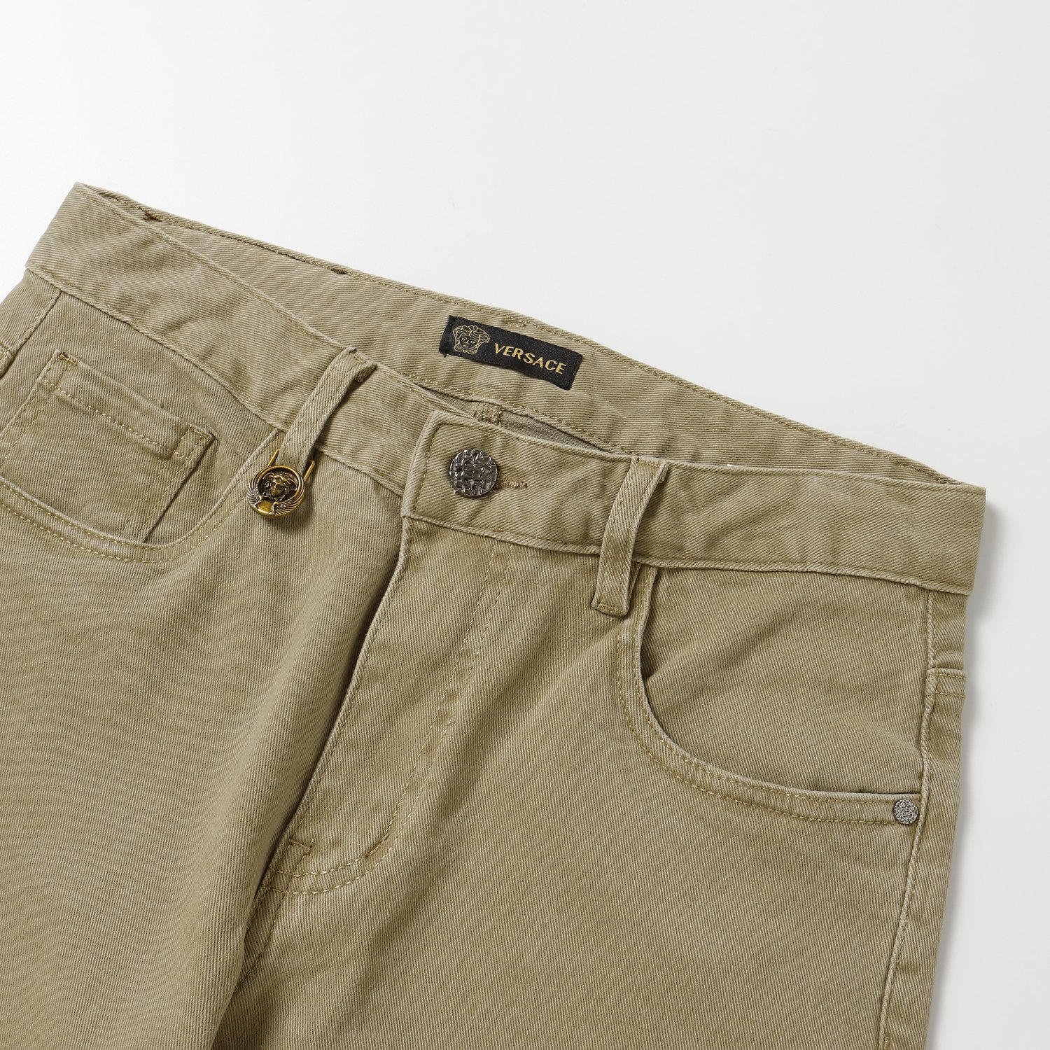 Versace Van Sages 2024s Jeans: Modern Innovation in Classic Style - 图片 8