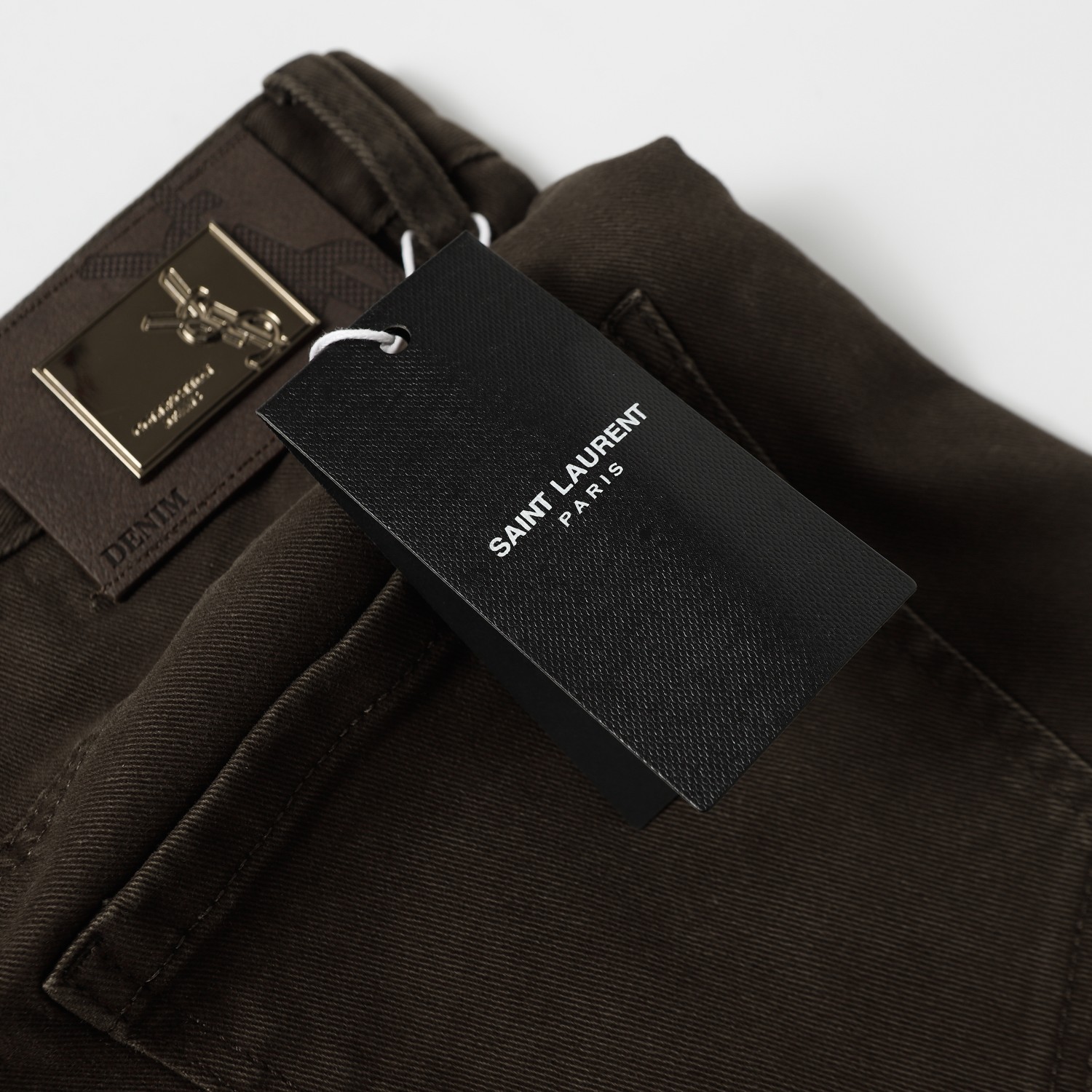Luxurious Saint Laurent SLP Jeans: St. Roland’s High-End Water Washed Denim - 图片 7
