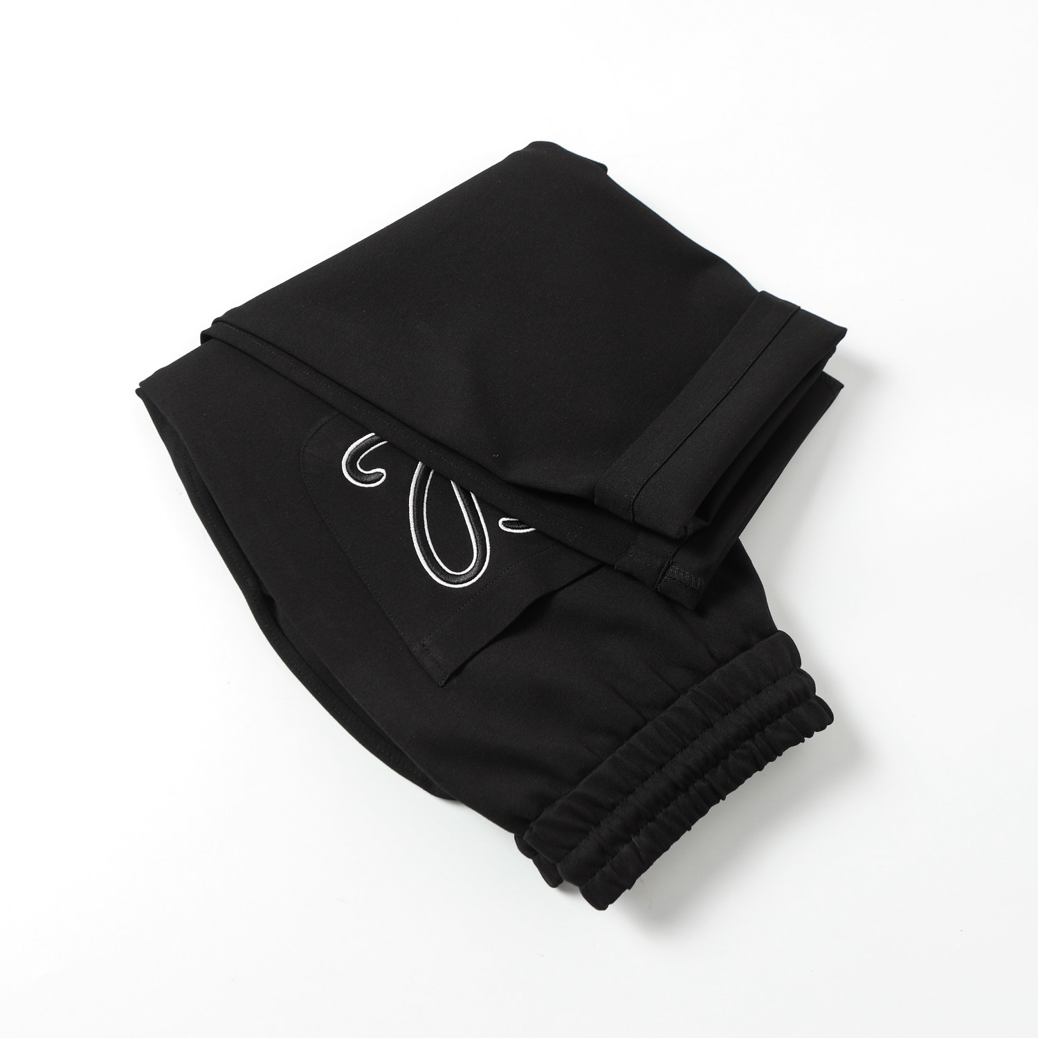 Loewe 24fw Embroidered Pants: High-quality fabric, intricate embroidery, flattering cut for leg lines. - 图片 3