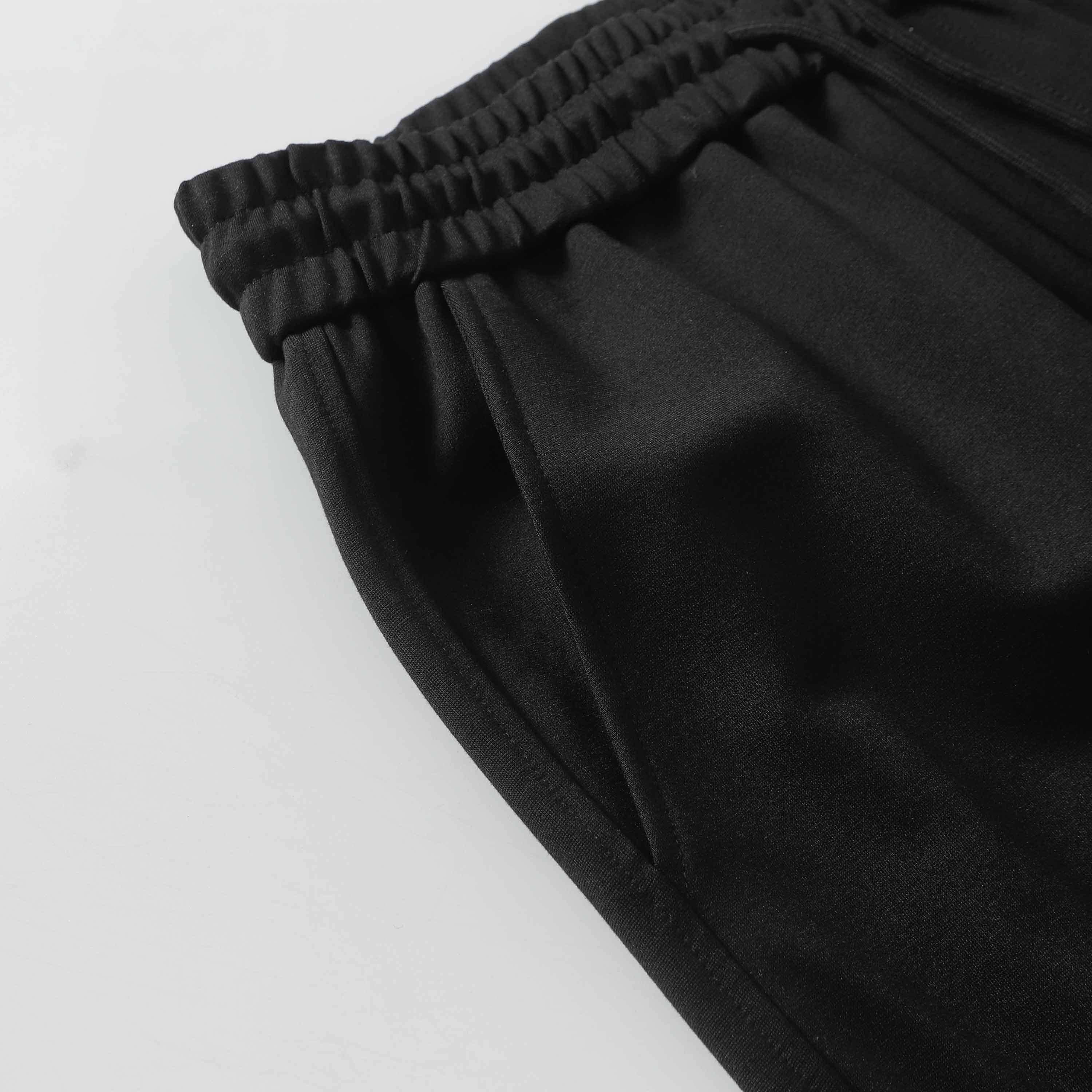 Louis Vuitton Recital Knit Shorts: Classic Logo, Comfortable, High Quality, Stylish Fit - 图片 5