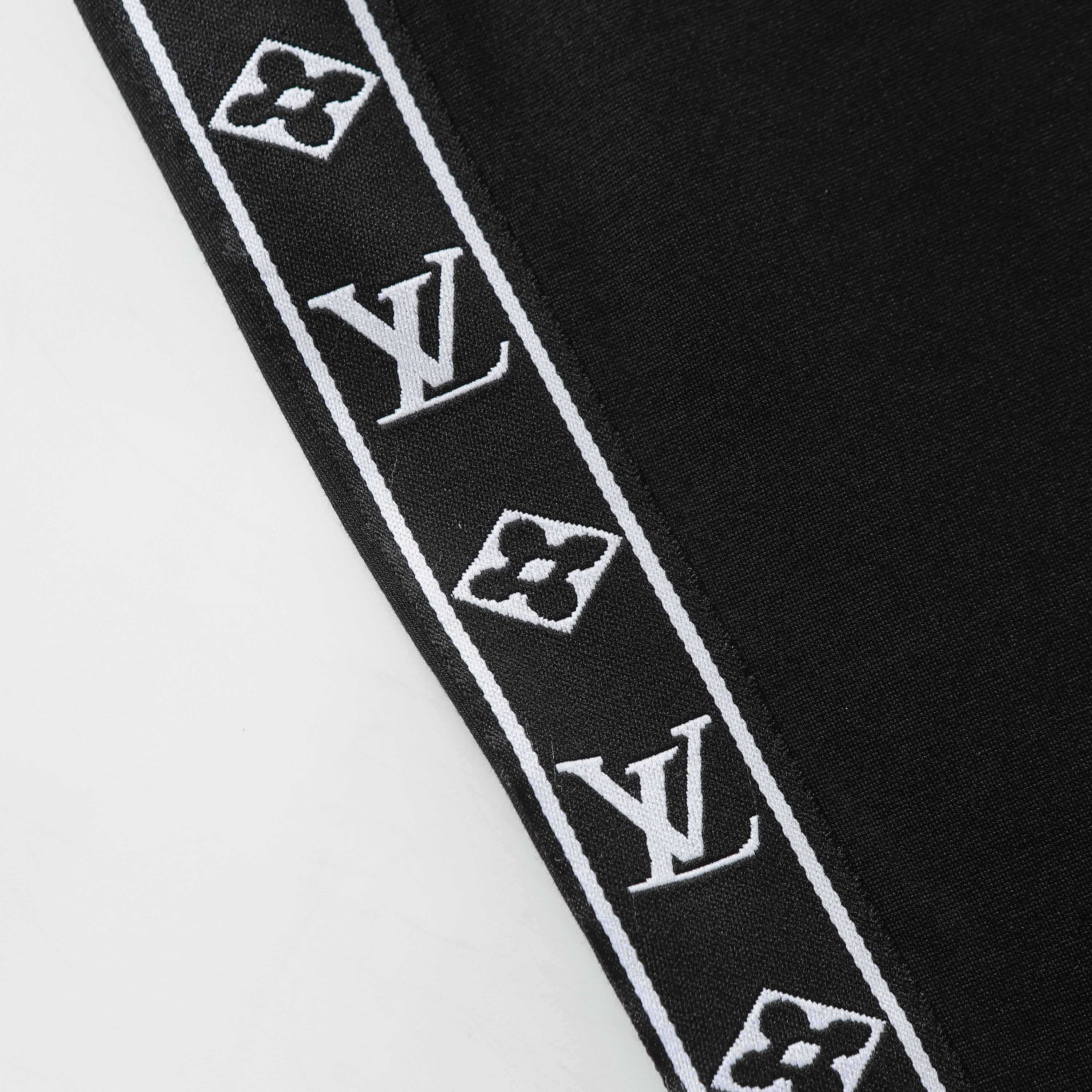 LV Recital Knitted Shorts: Classic Logo, Comfortable & Stylish Quality Leisure Pants - 图片 5