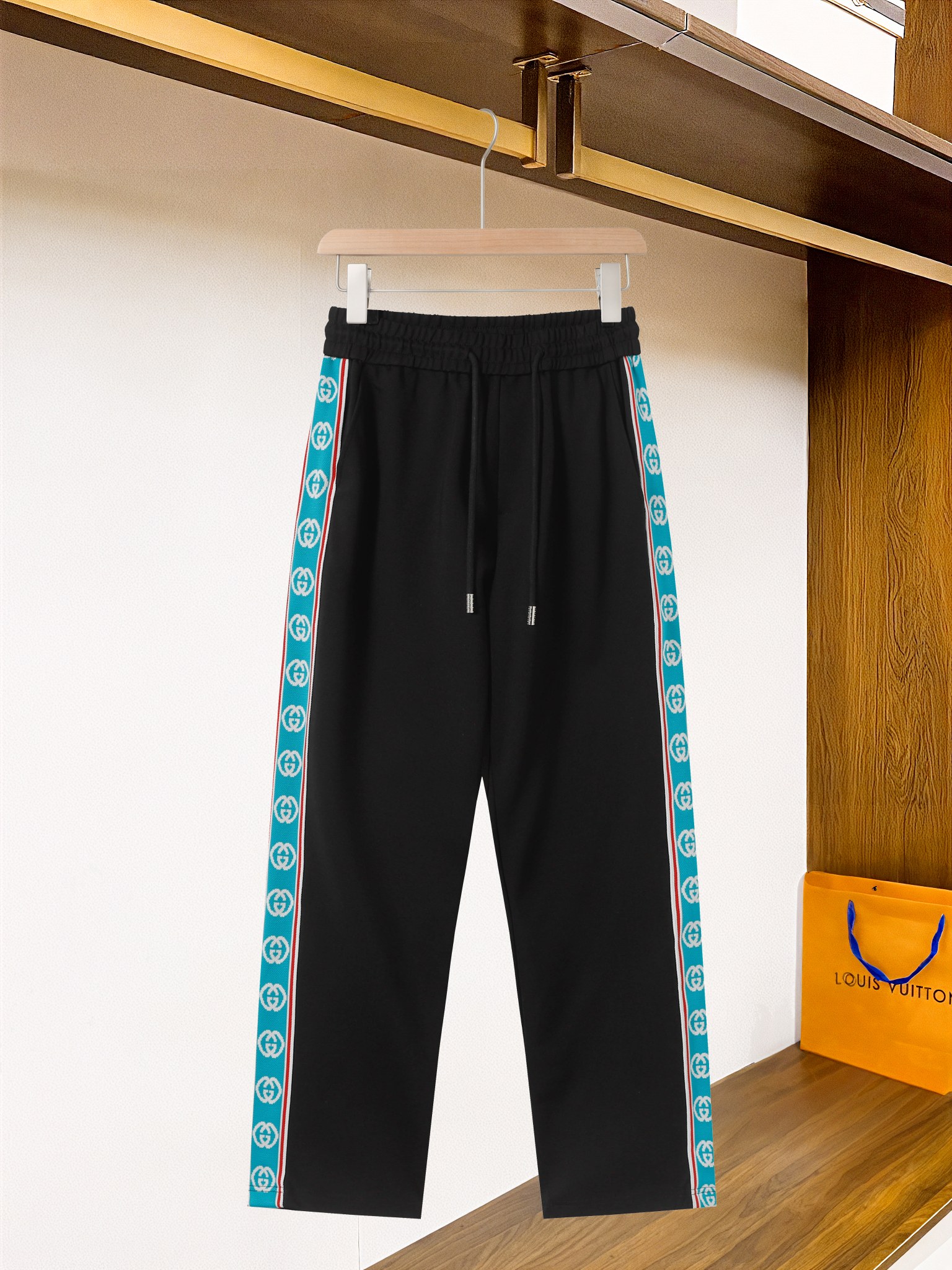 High-Quality Original Recital Shorts with Classic LOGO, Comfortable and Stylish Leisure Pants - 图片 1