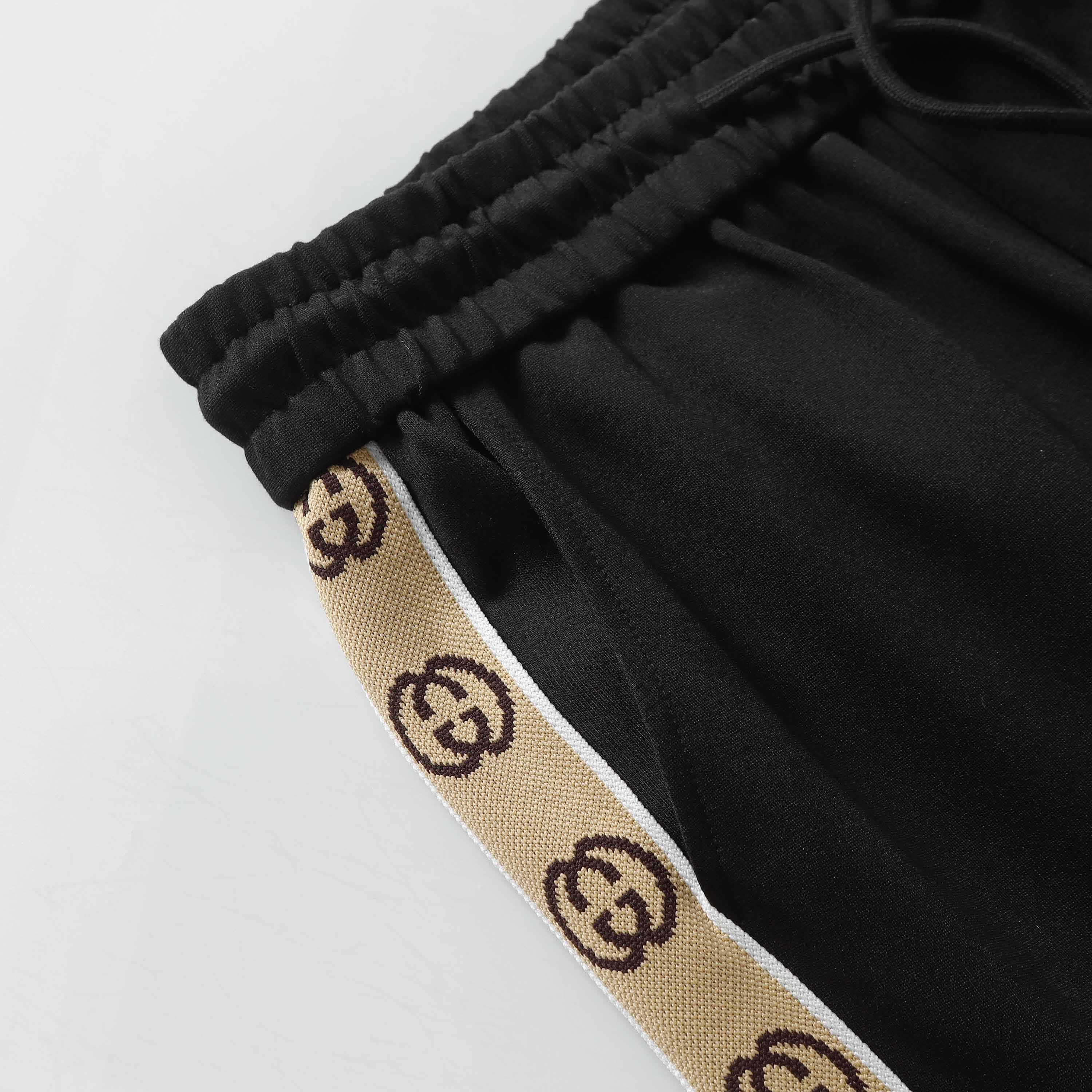Original Knitted Gucci Shorts: Classic Logo, Comfortable, Stylish, High Quality. - 图片 4