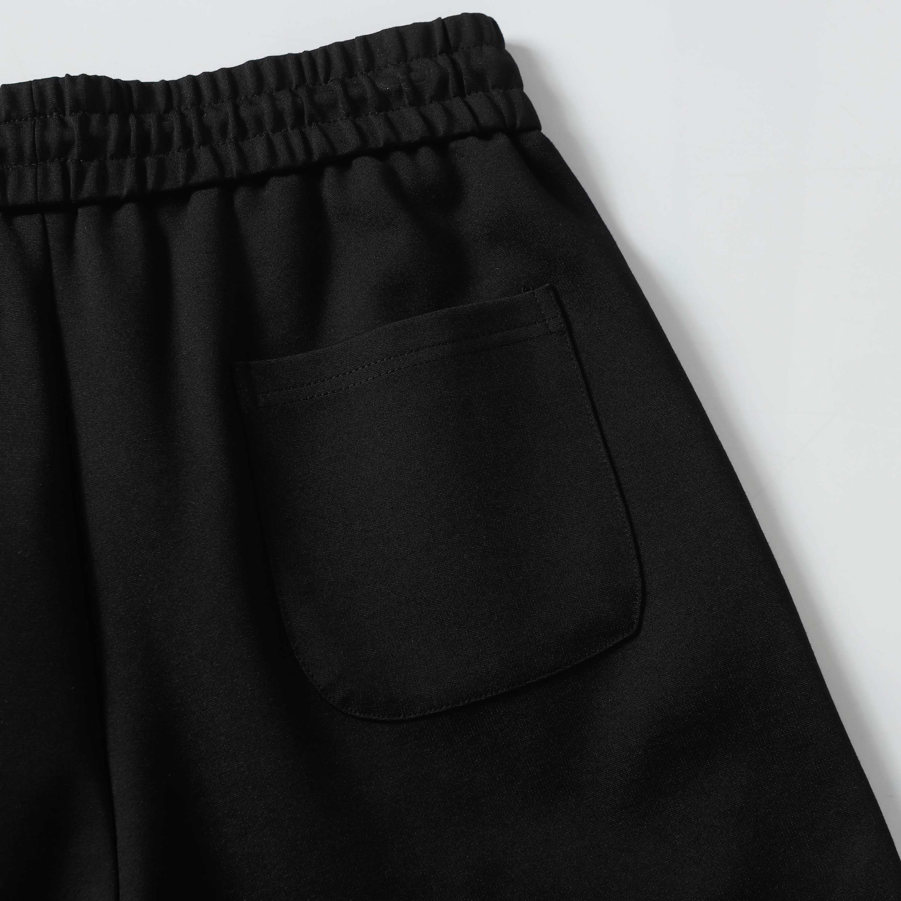 Gucci 2025ss 休闲运动短裤服装,gucci 5