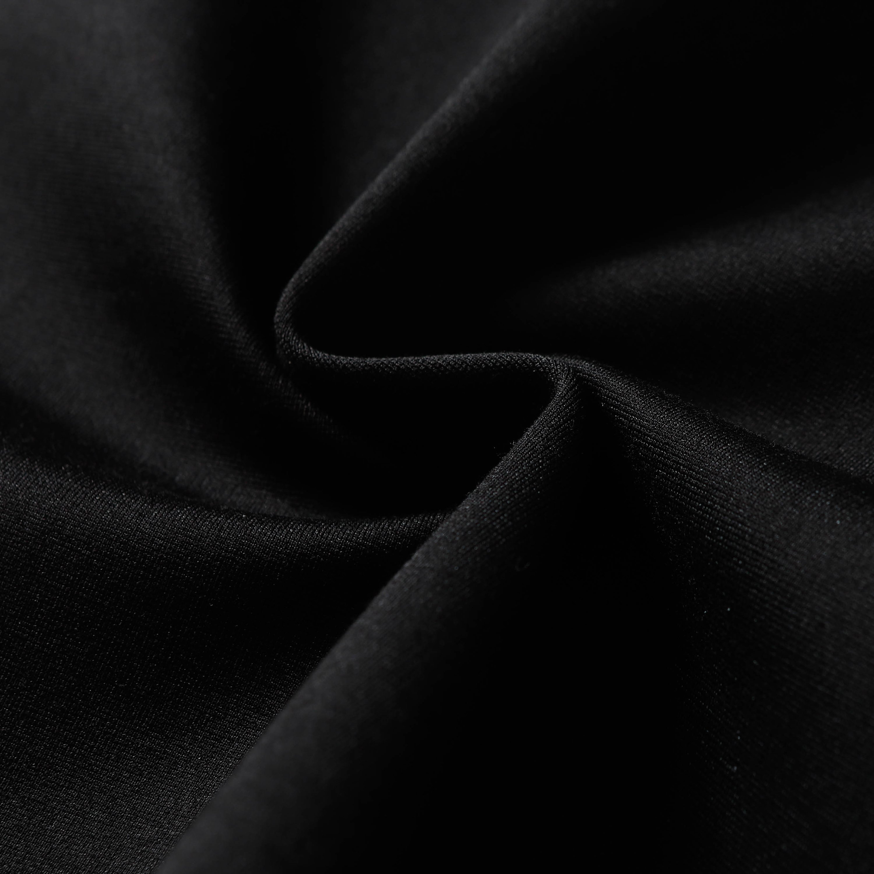 Moncler 2025 Leisure Sports Shorts with High-Intensity Fabric Upgrade - 图片 4
