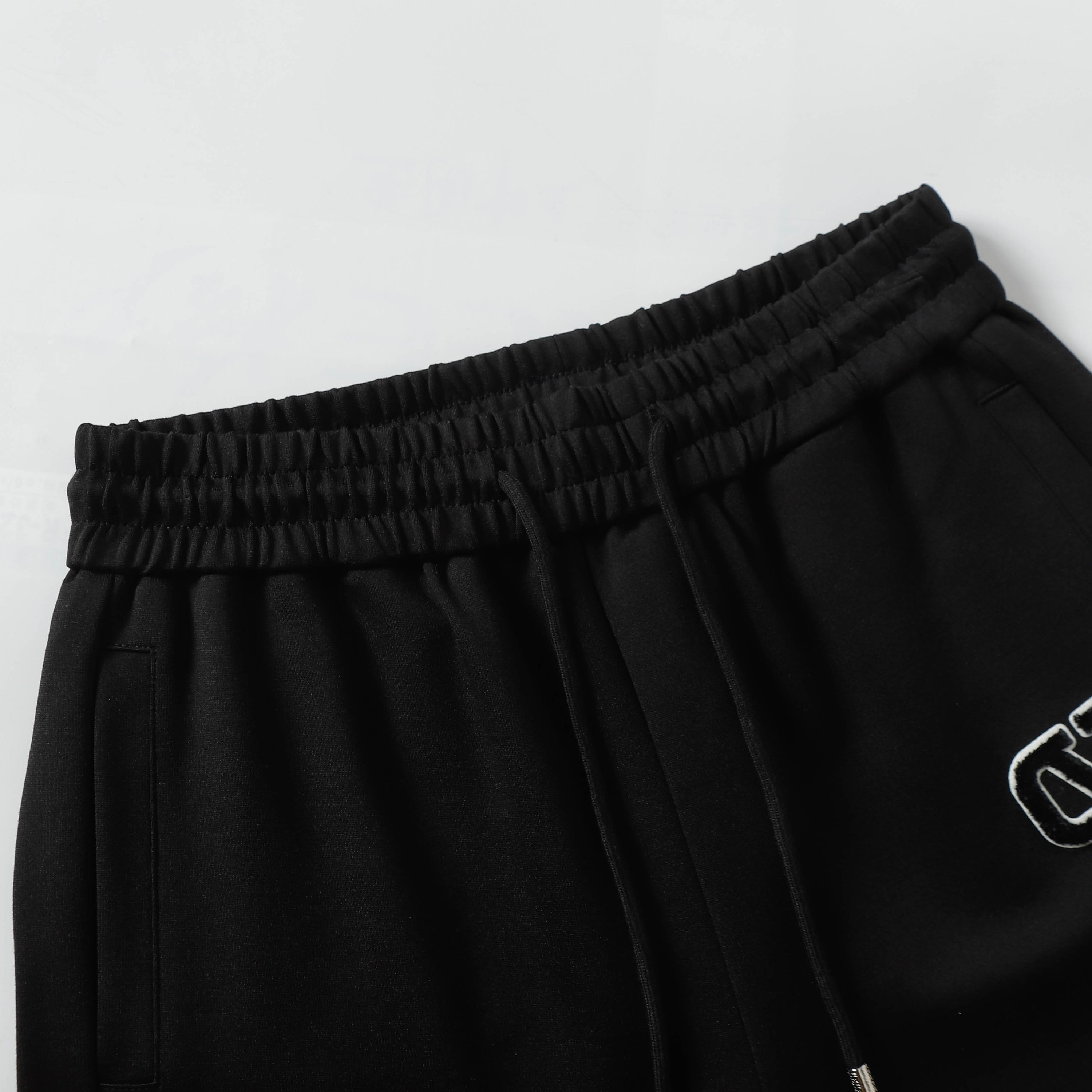 华伦天奴  休闲短裤服装 3