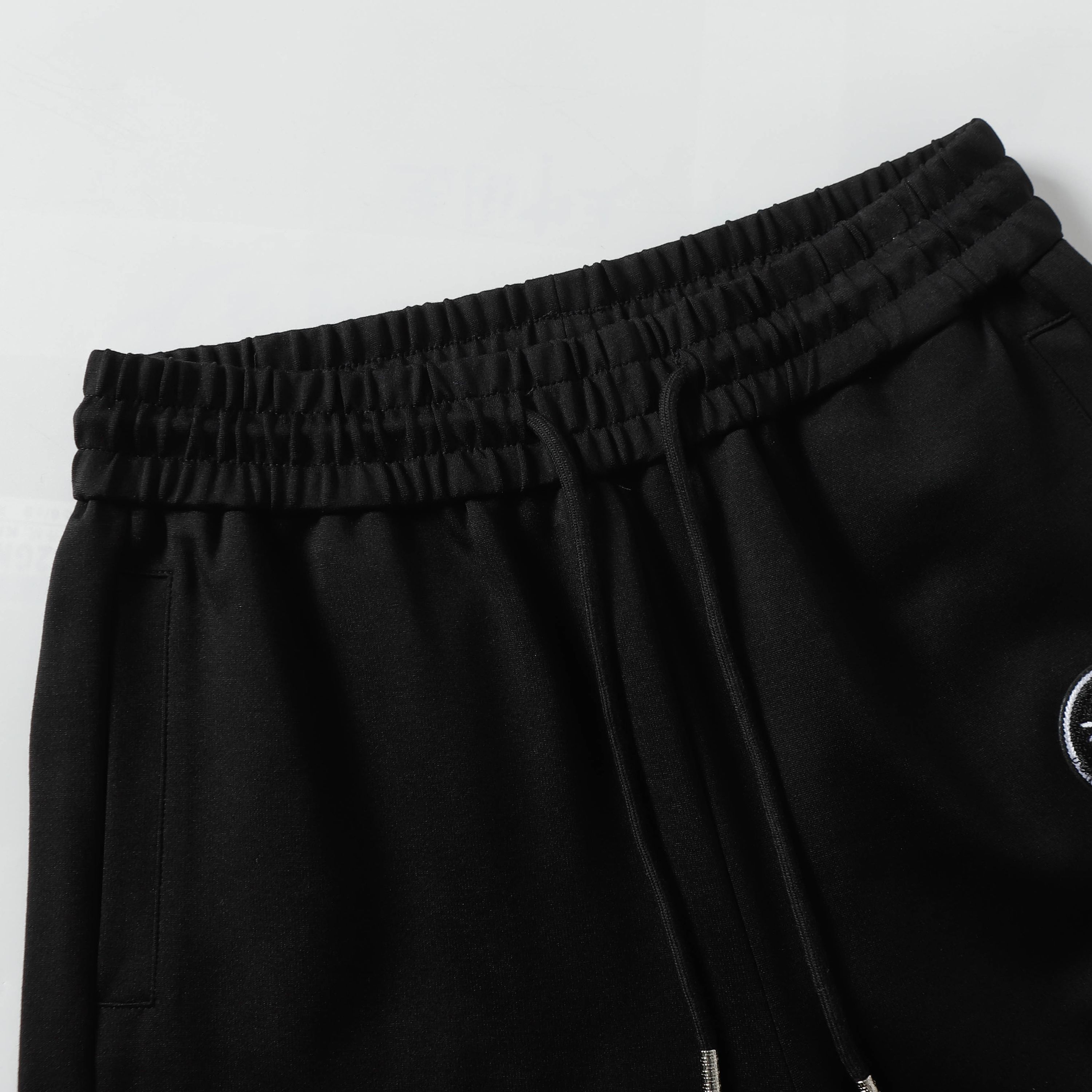 Modern Classic Urban Pole: High-Quality Leisure Sport Shorts in Unique Fabric - 图片 3