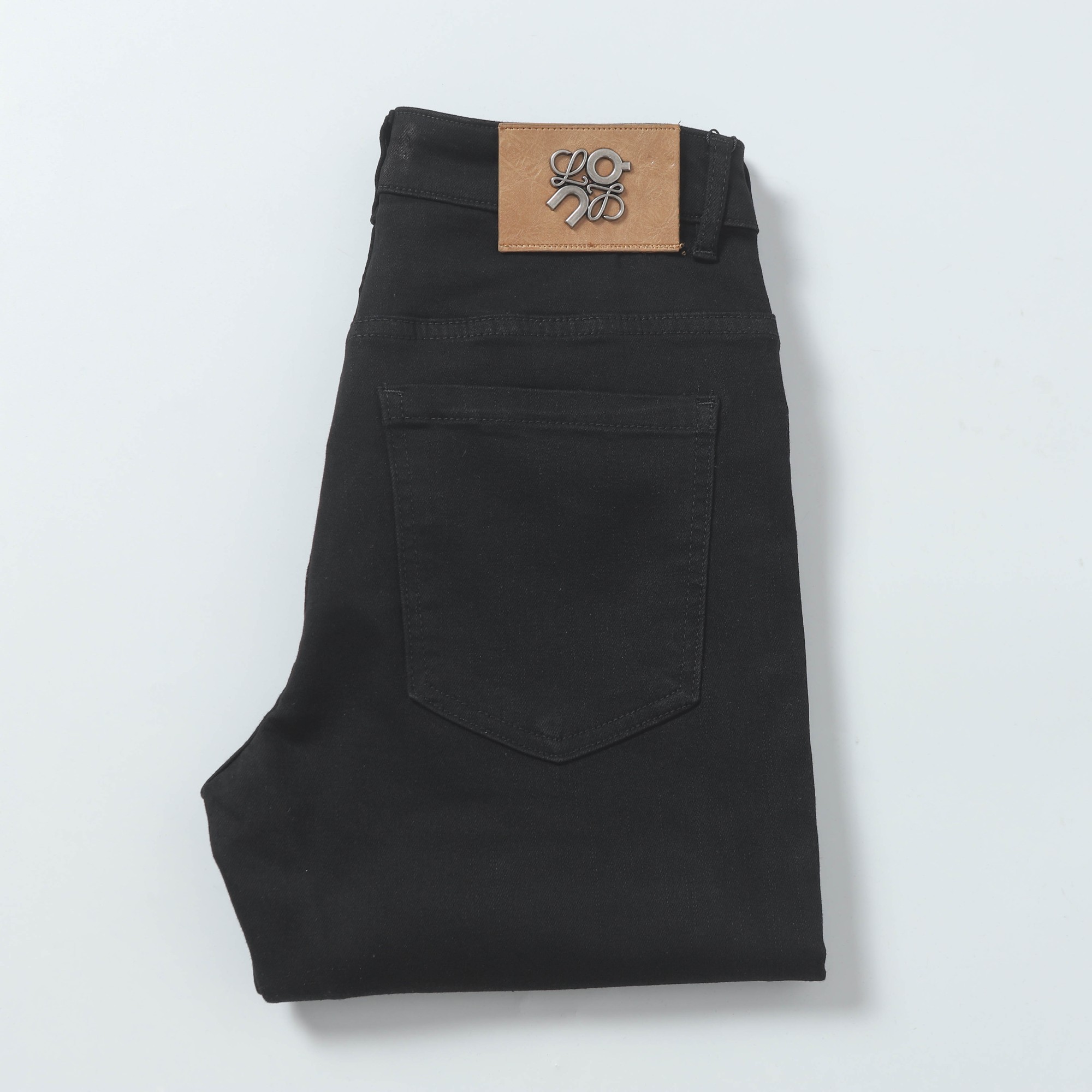 Top European Fabric Loewe YS608 Spring Collection: Comfortable, Fashionable, Versatile. - 图片 3