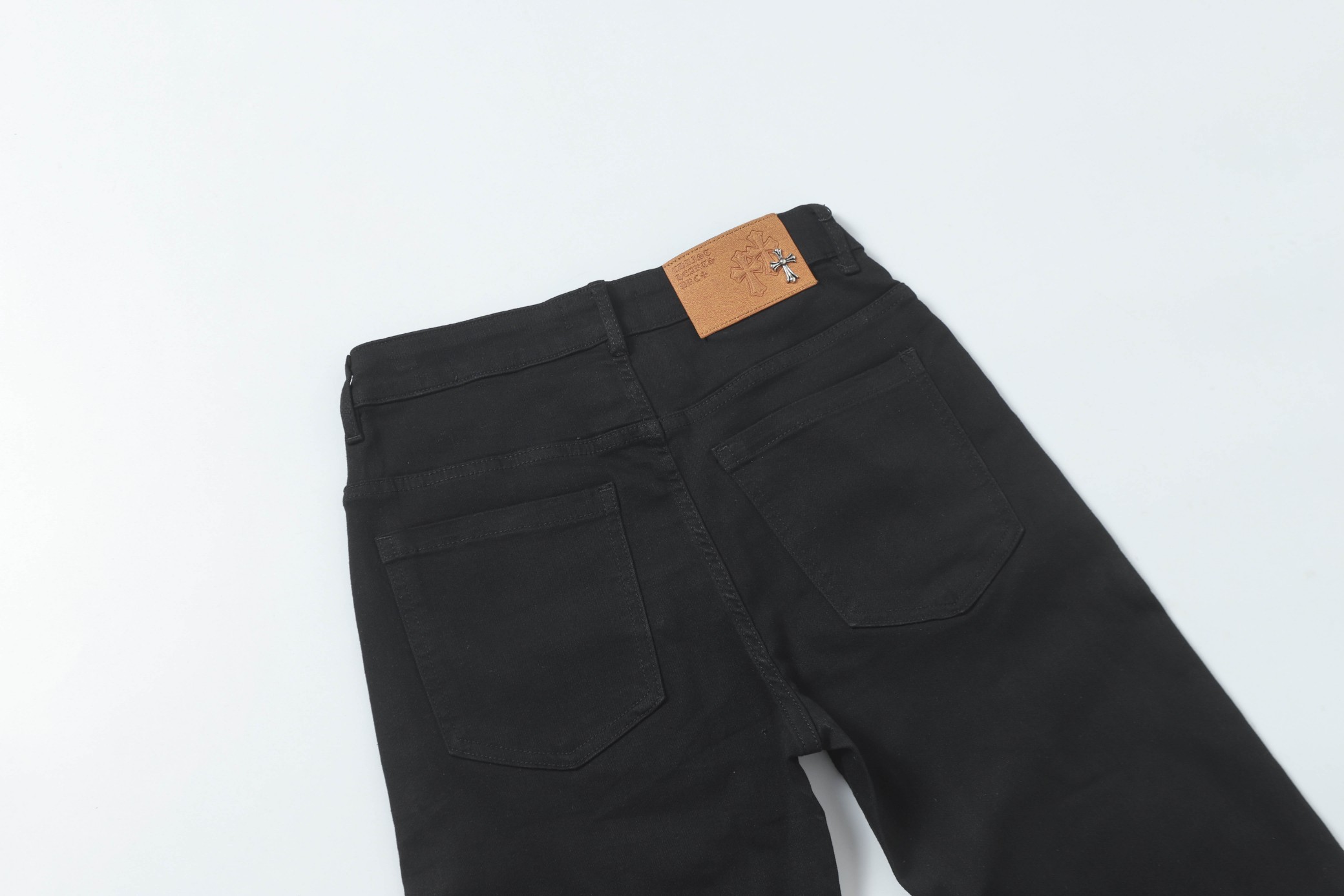 Fashion Review: Crocson High-End Jeans Collection, Perfect Fit and Quality Fabrics - 图片 3