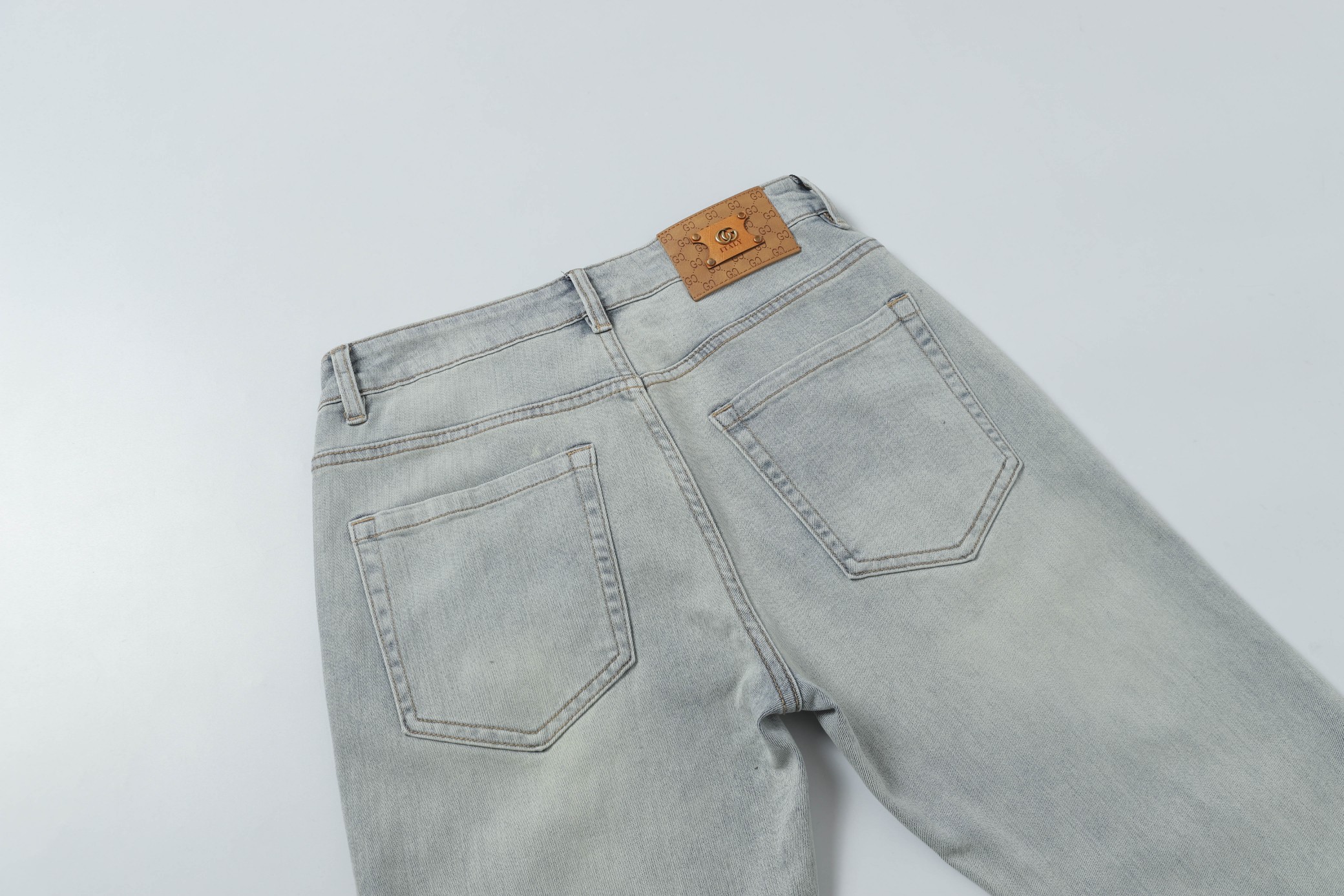 New Gucci 2025 Spring Jeans with Original Hardware – YS610# Blast – Size 28-38 - 图片 3
