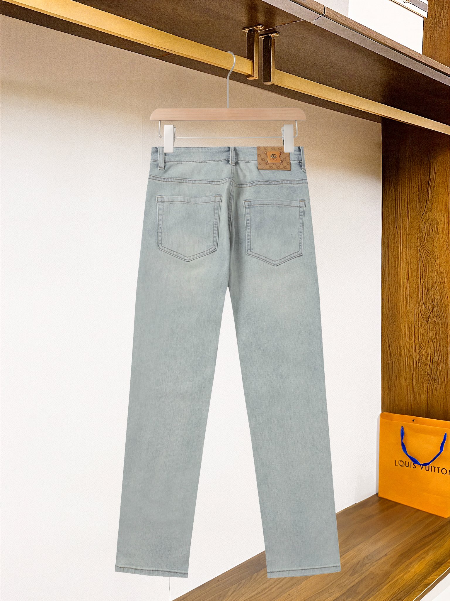 New Gucci 2025 Spring Jeans with Original Hardware – YS610# Blast – Size 28-38 - 图片 1