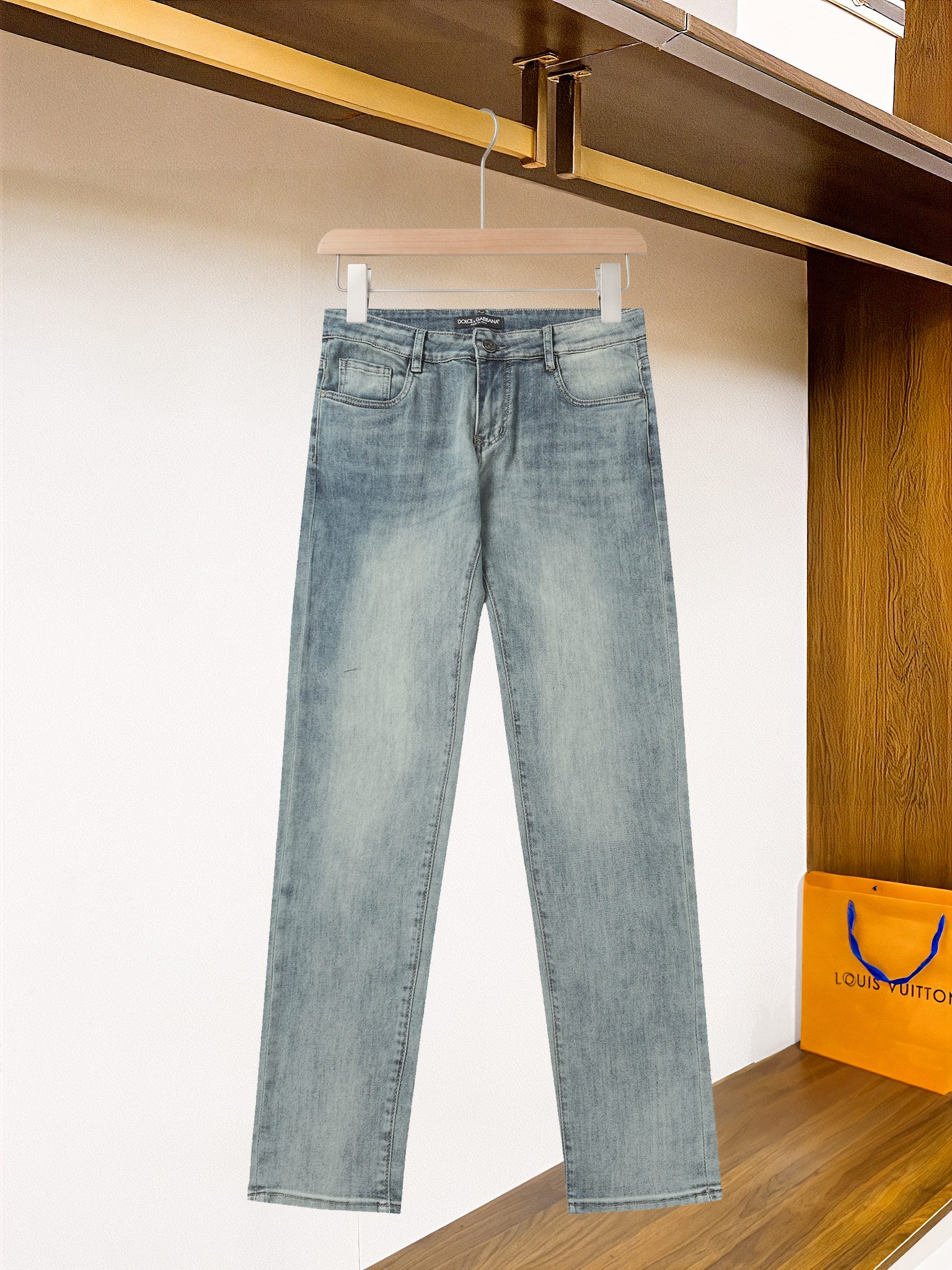 Exclusive High-End Jeans: Dolce & Gabbana Dougabana – Customized Fabric, Impeccable Detail, High Quality - 图片 2