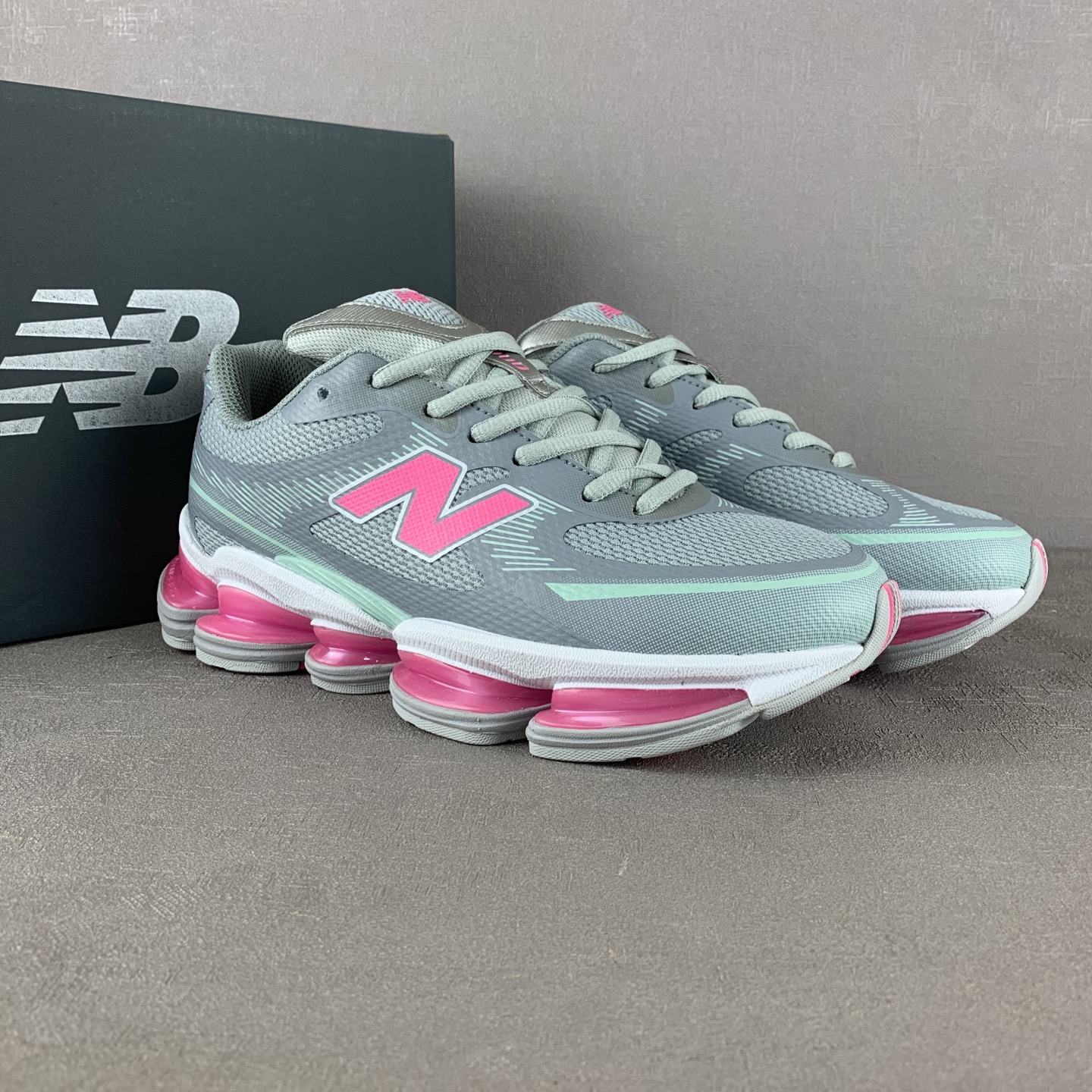 NO:355389,Real price Spot New Balance ABZORB Comfortable, lightweight, wear-resistant Low-top running shoes, same style for men and women!  Number of codes: 36-41 (with half code),19860909实价 现货 New Balance ABZORB舒适轻盈耐磨 低帮跑步鞋 男女同款！ 码数:36-41（带半码）,,Men's shoes