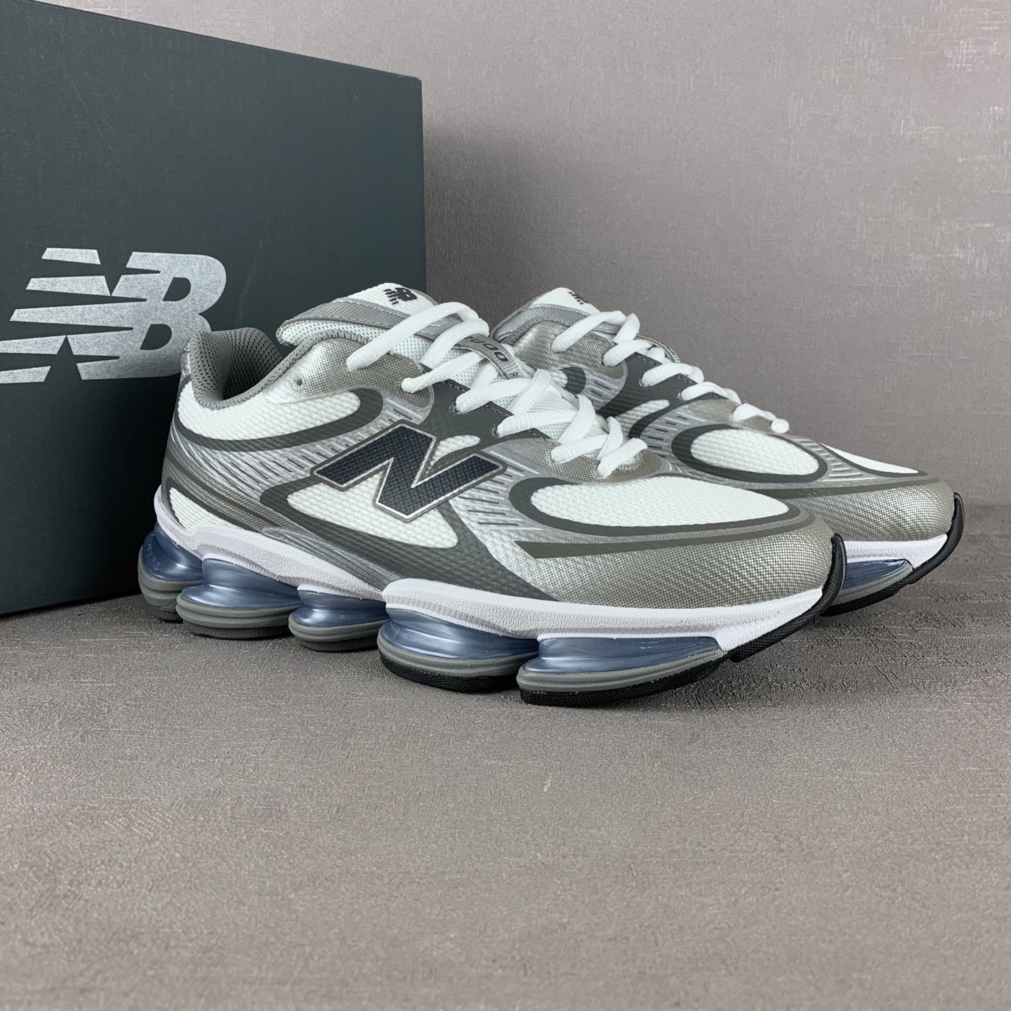 NO:355404,Real price Spot New Balance ABZORB Comfortable, lightweight, wear-resistant Low-top running shoes, same style for men and women!  Number of codes: 36-46 (with half code),19860909实价 现货 New Balance ABZORB舒适轻盈耐磨 低帮跑步鞋 男女同款！ 码数:36-46（带半码）,,Men's shoes