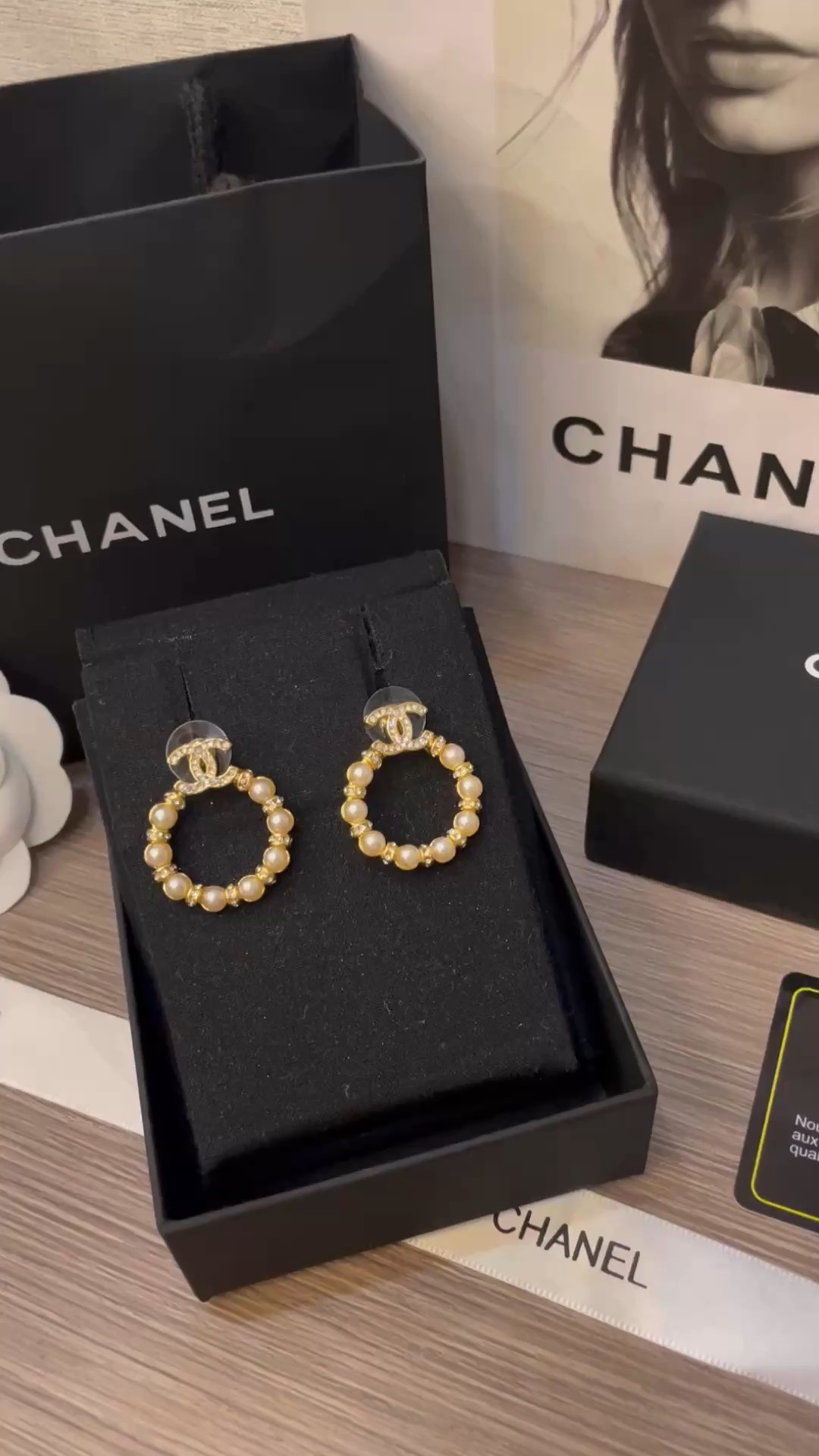 Chanel Aaaaa
 Bijoux Boucle D’Oreille