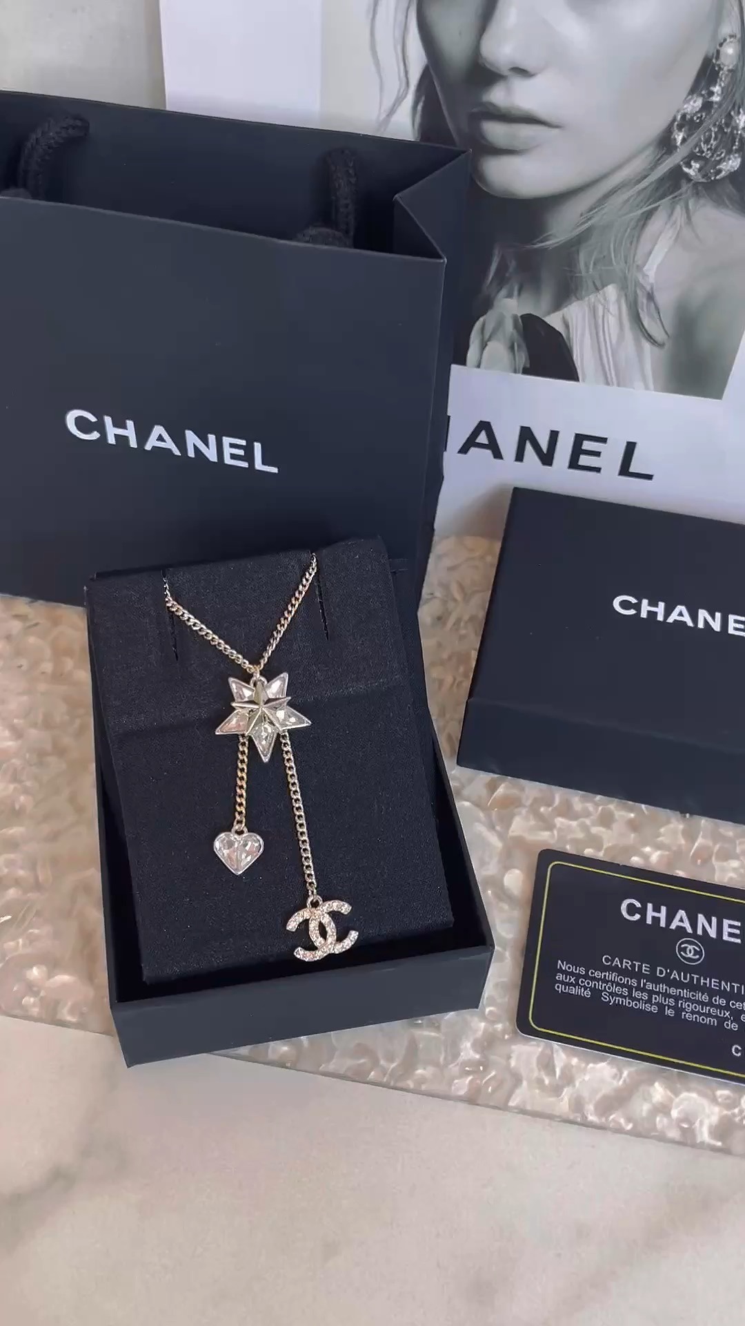 Chanel Bijoux Colliers & Pendentifs Fausse qualité