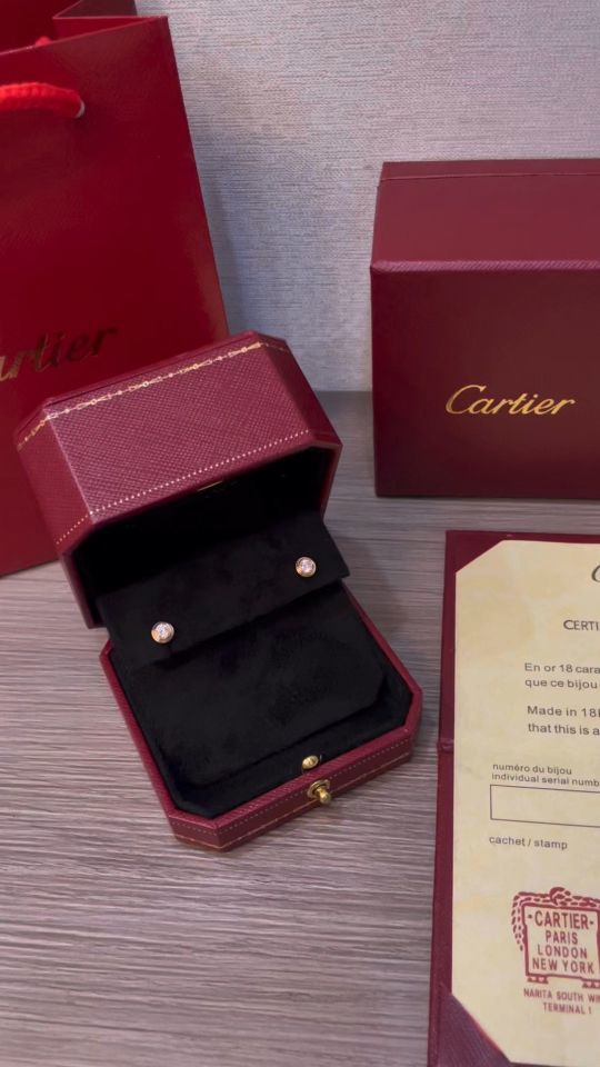 _deX9s904CqMPHrOlvzVPsdHWyNMeLzXF4urDpbw