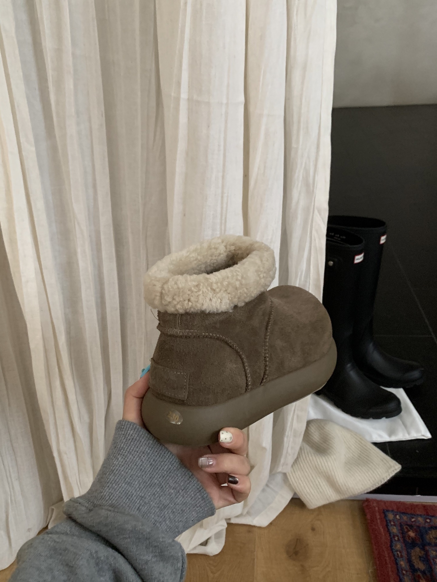 🔥【厚底！厚底！】UGG土豆短靴卷毛四色美拉德色女孩的梦中情靴全手工制作头层牛反绒 内里泰迪羊卷毛搭配超