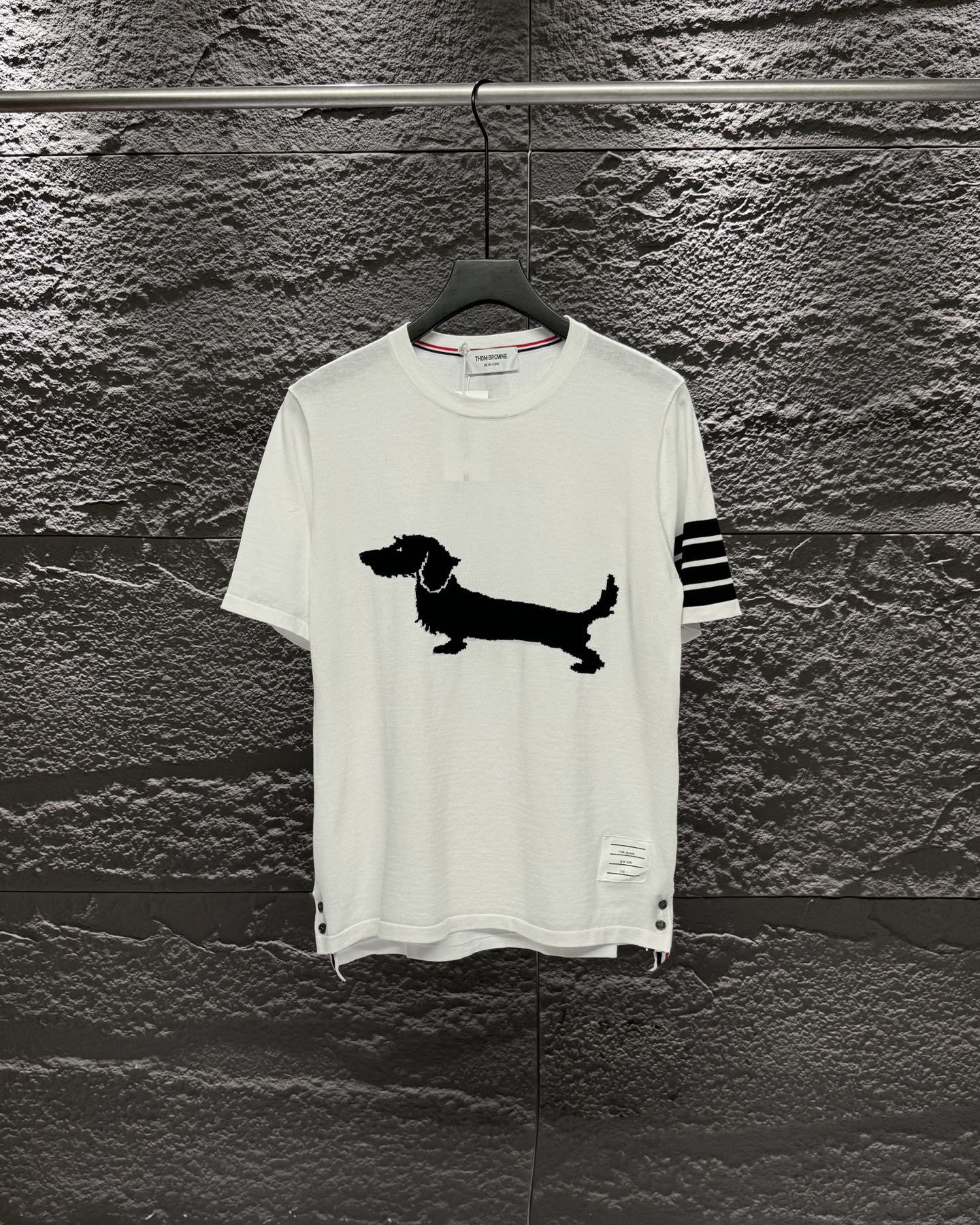Alternative view of T-Shirt 04213