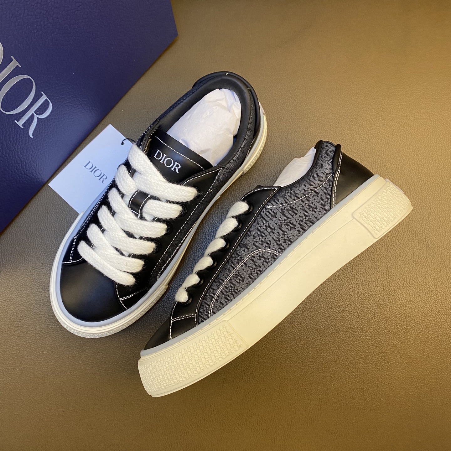 Dior Style Men's Shoes Men's Shoes Men's Shoes detail image 4 from source 782273