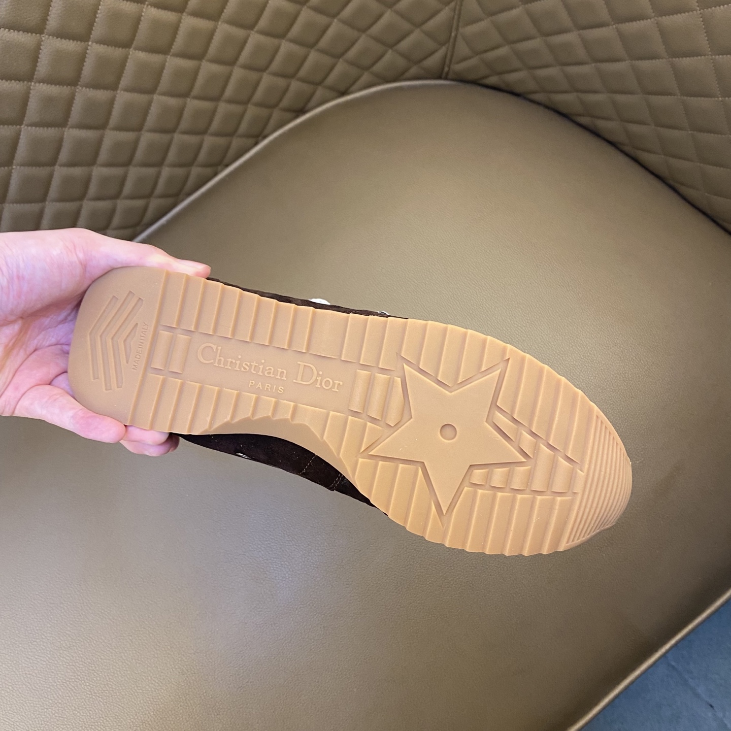 Dior Style Leather Men's Shoes style reference detail image 9 from source 782329