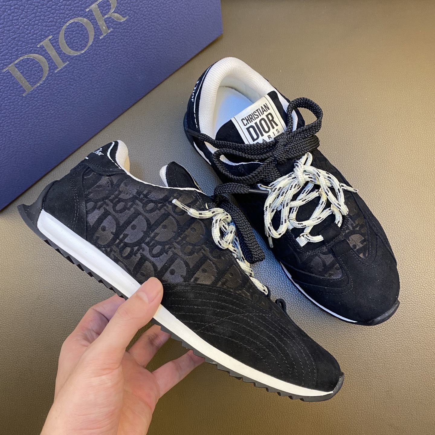 Dior Style Leather Men's Shoes style reference detail image 3 from source 782333