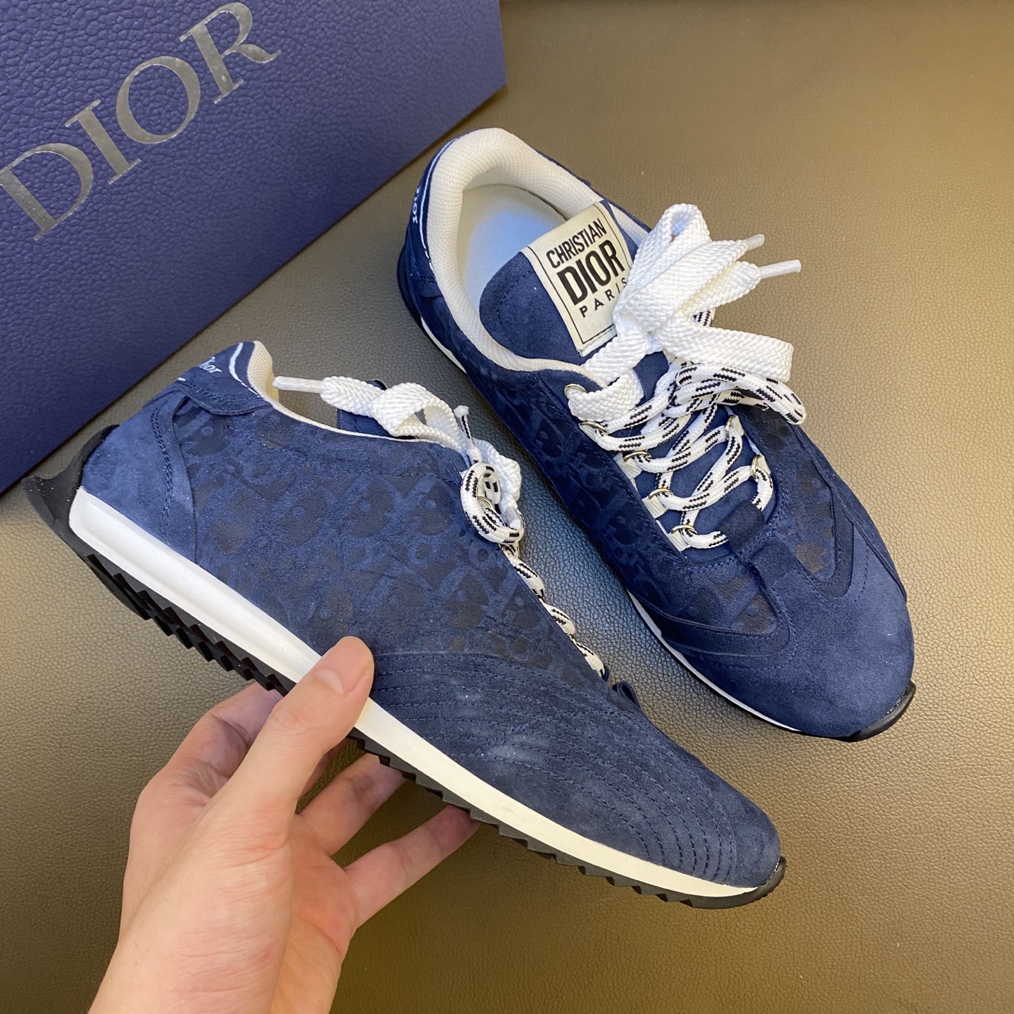 Dior Style Leather Men's Shoes style reference detail image 3 from source 782335