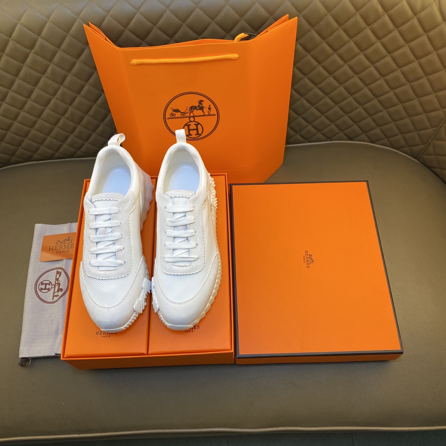 Hermes Style Leather Men's Shoes style reference detail image 1 from source 781595