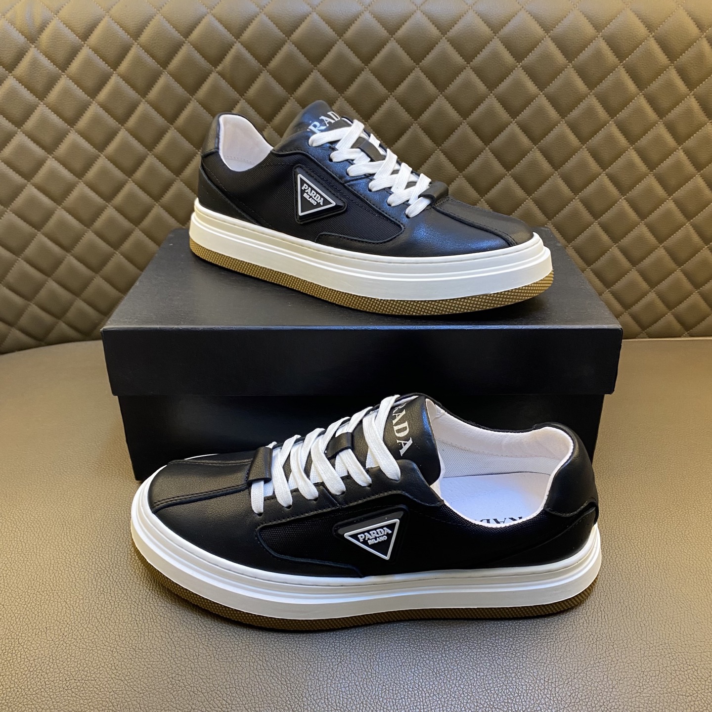 Prada Style Leather Men's Shoes style reference detail image 5 from source 781953