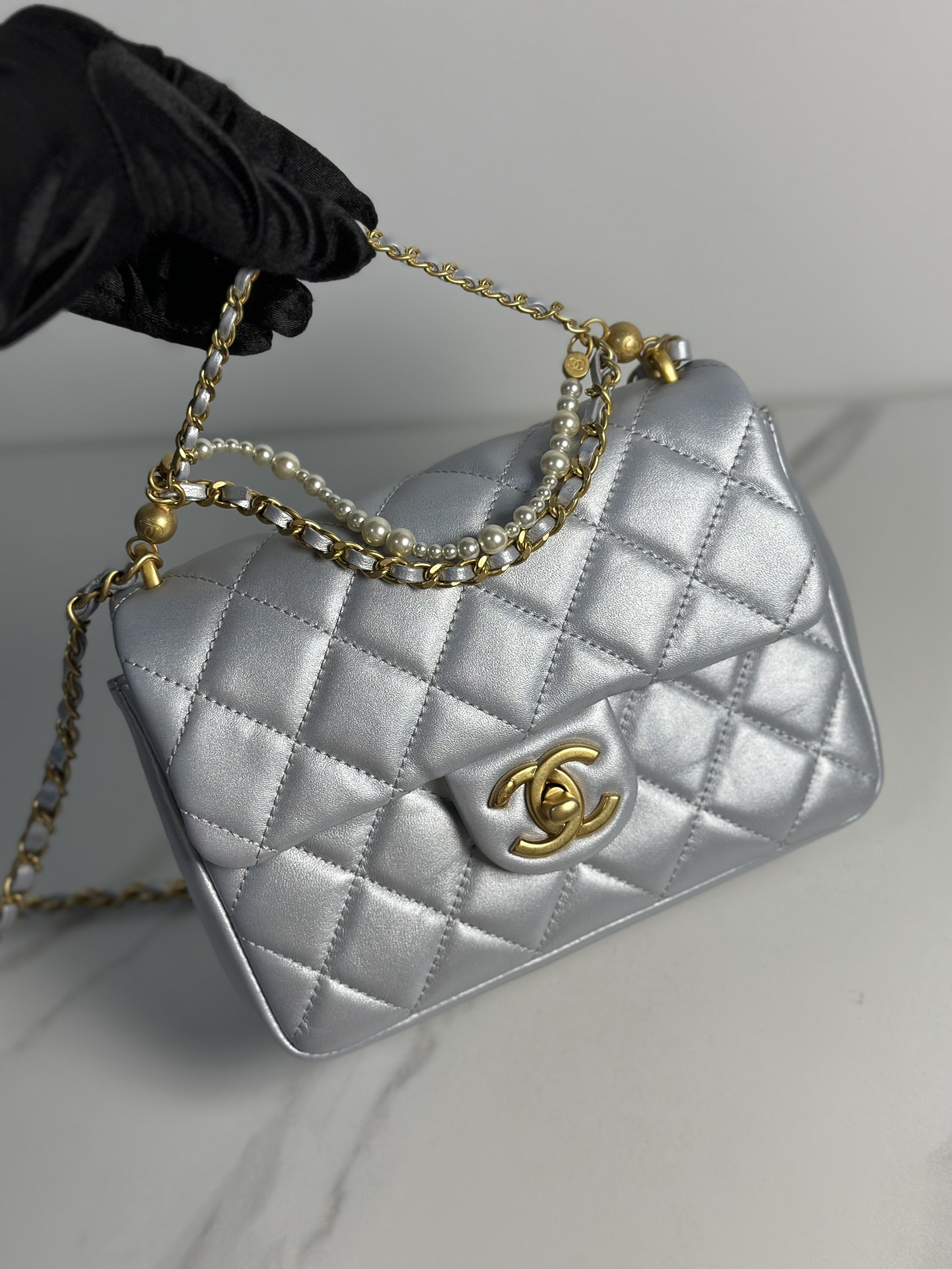for sale online
 Chanel Classic Flap Bag Crossbody & Shoulder Bags Highest Product Quality
 Chains