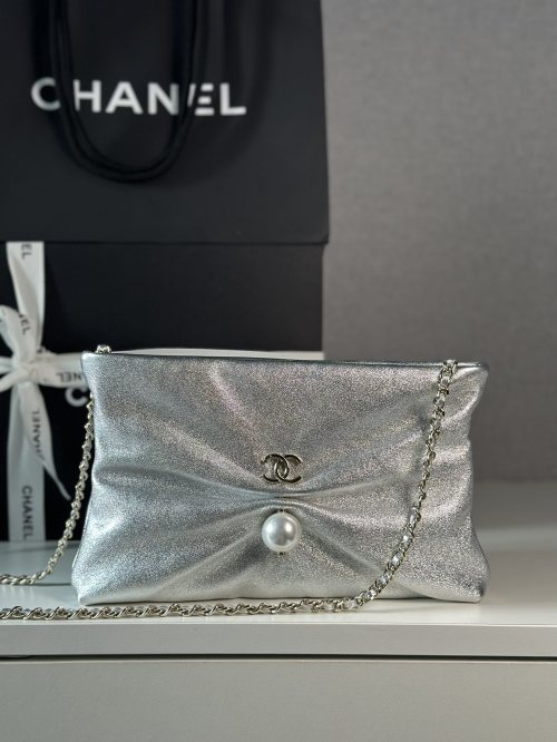 Chanel 25S Pearl Clutch with Chain - Silver Leather Evening Bag 1 Chanel 25S Pearl Clutch with Chain - Silver Leather Evening Bag