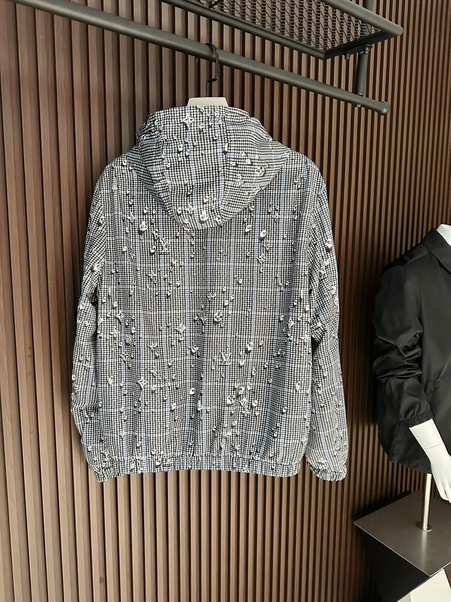 Alternative view of Louis Vuitton Windbreaker 07829