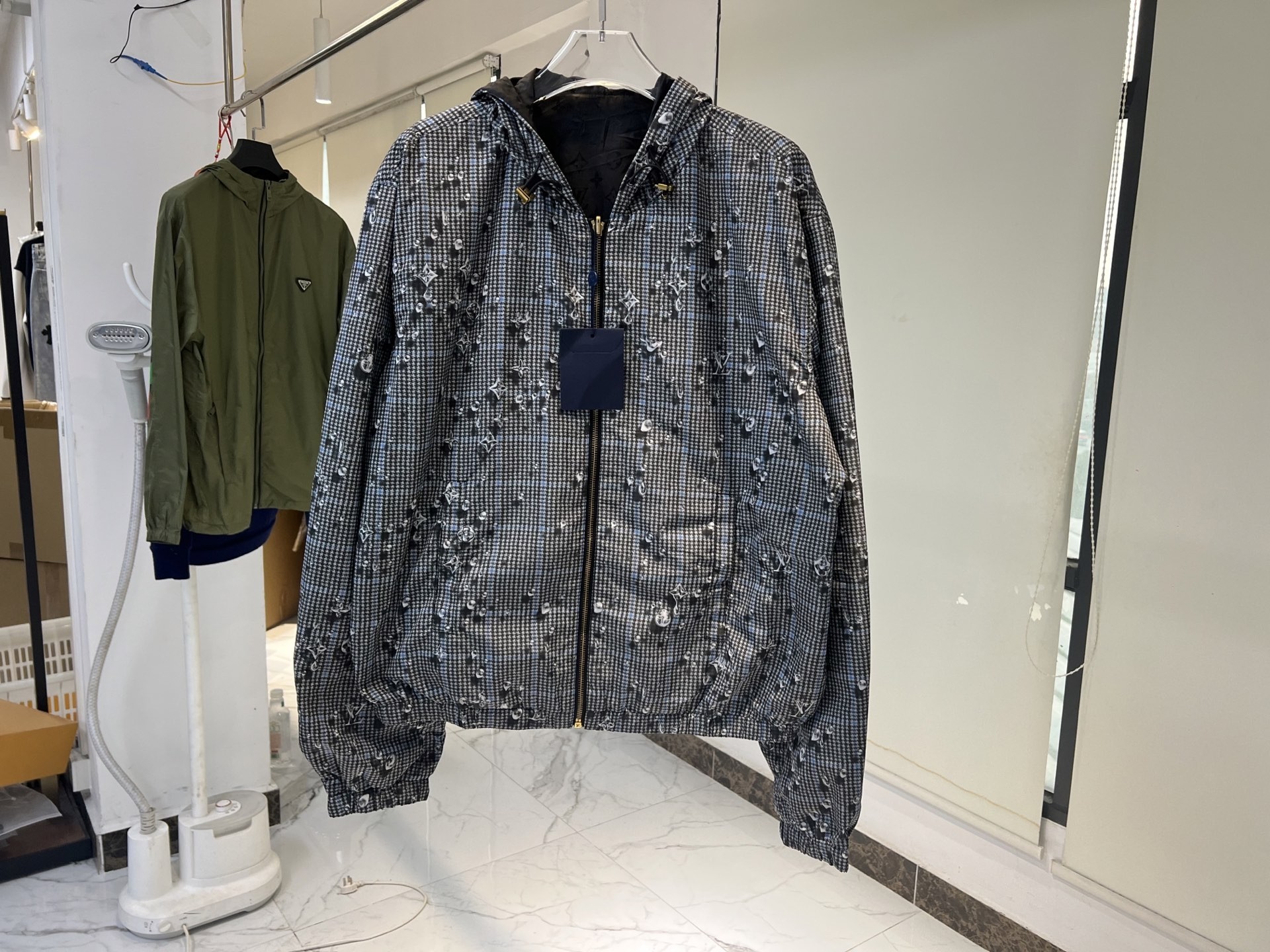 Louis Vuitton Windbreaker 07812