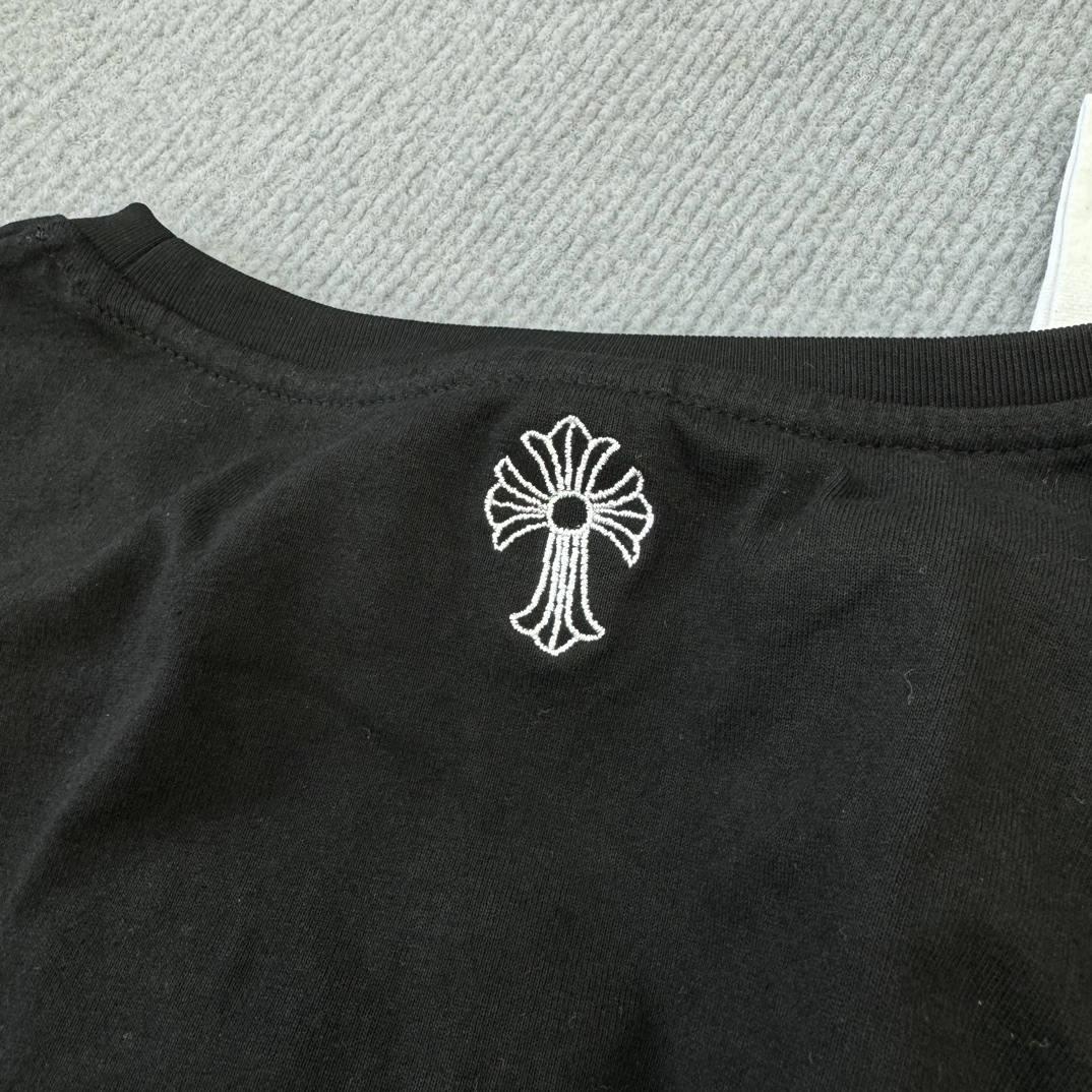 크롬하츠 여성 반팔 137201 Chrome Hearts T Shirt 썸네일 이미지