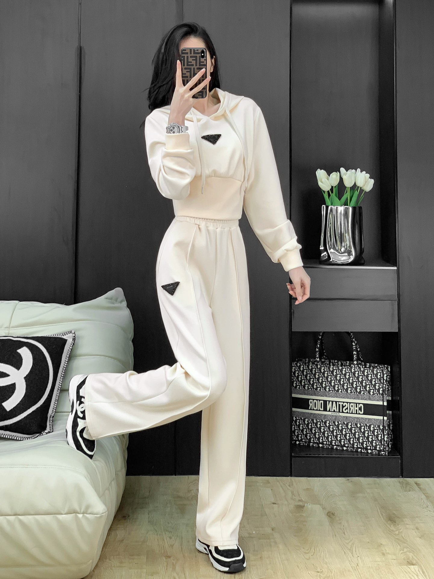 Prada Accelerated Cotton Hat Suit: High-Quality Women’s Suit with Exchange Support - 图片 4