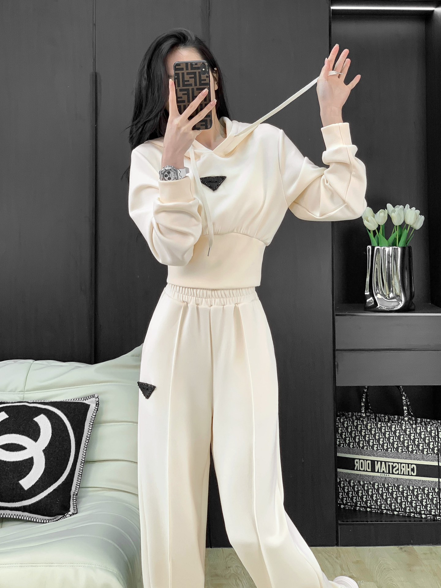 Prada Accelerated Cotton Hat Suit: High-Quality Women’s Suit with Exchange Support - 图片 5