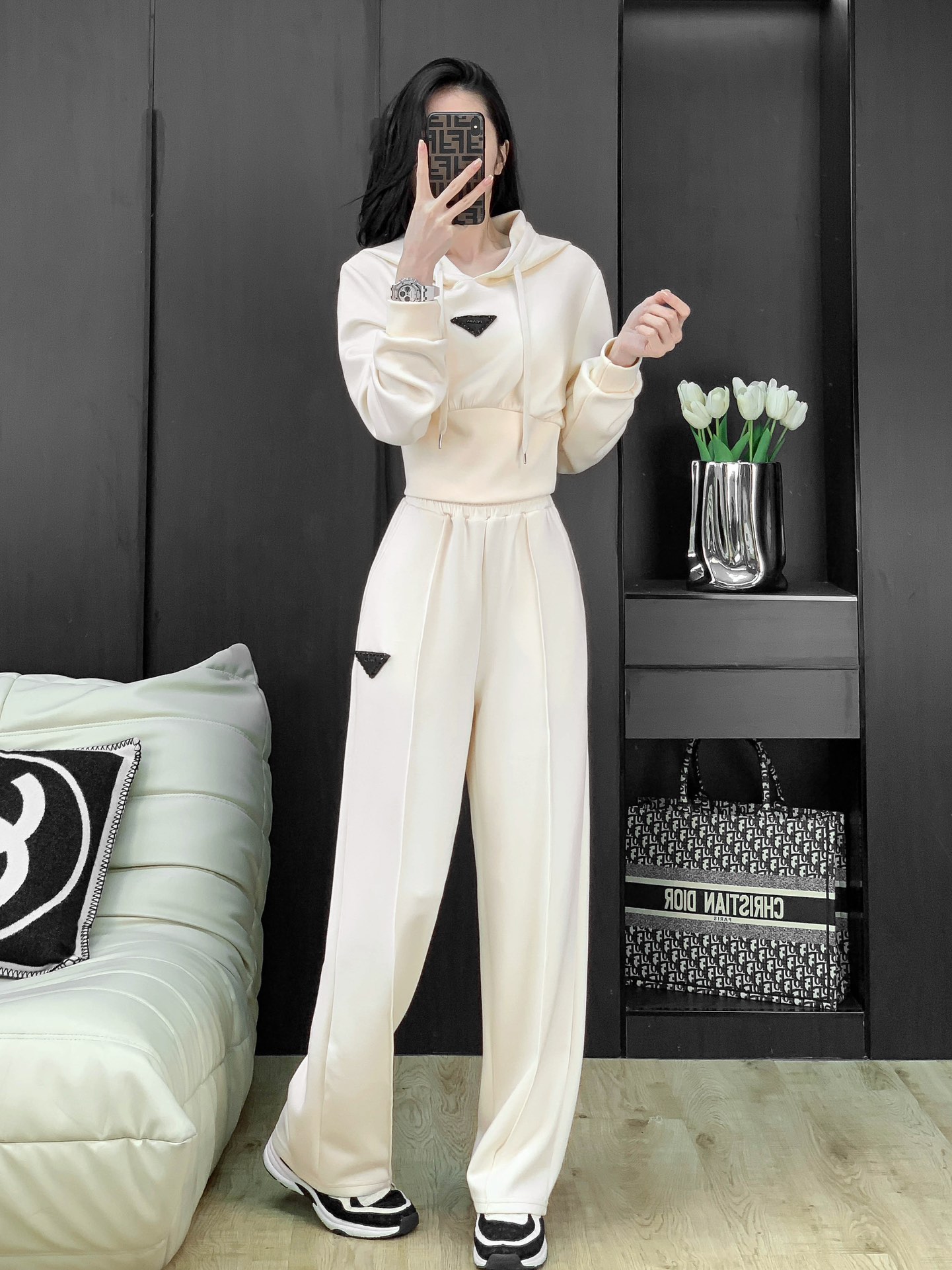 Prada Accelerated Cotton Hat Suit: High-Quality Women’s Suit with Exchange Support - 图片 1
