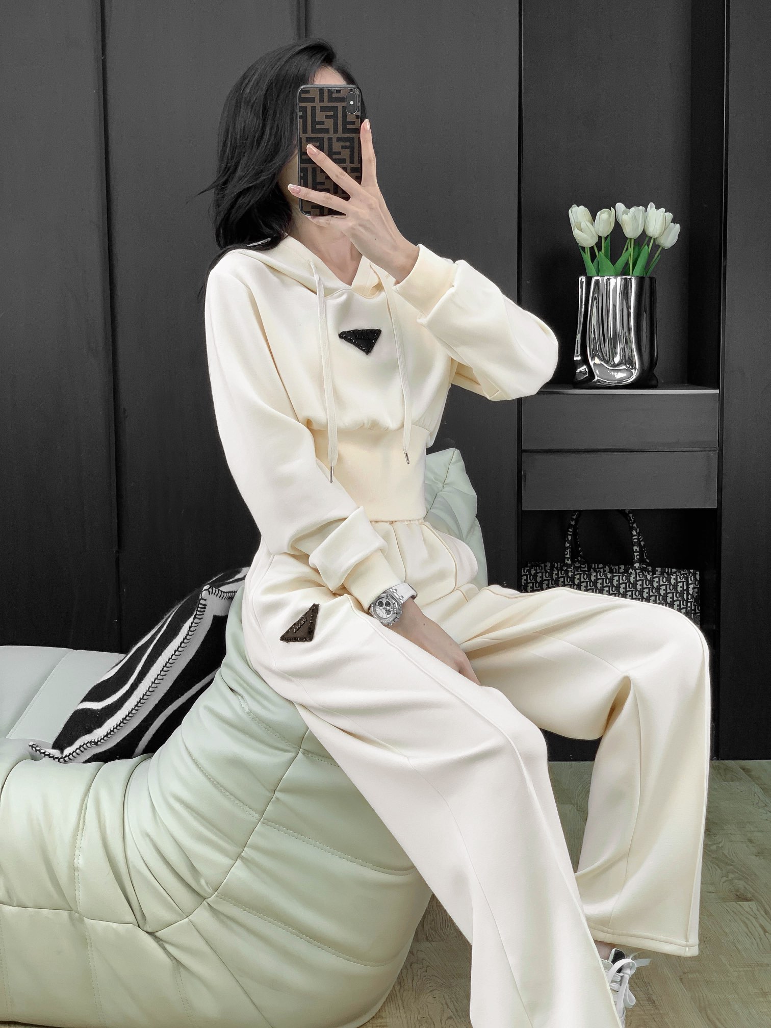 Prada Accelerated Cotton Hat Suit: High-Quality Women’s Suit with Exchange Support - 图片 9